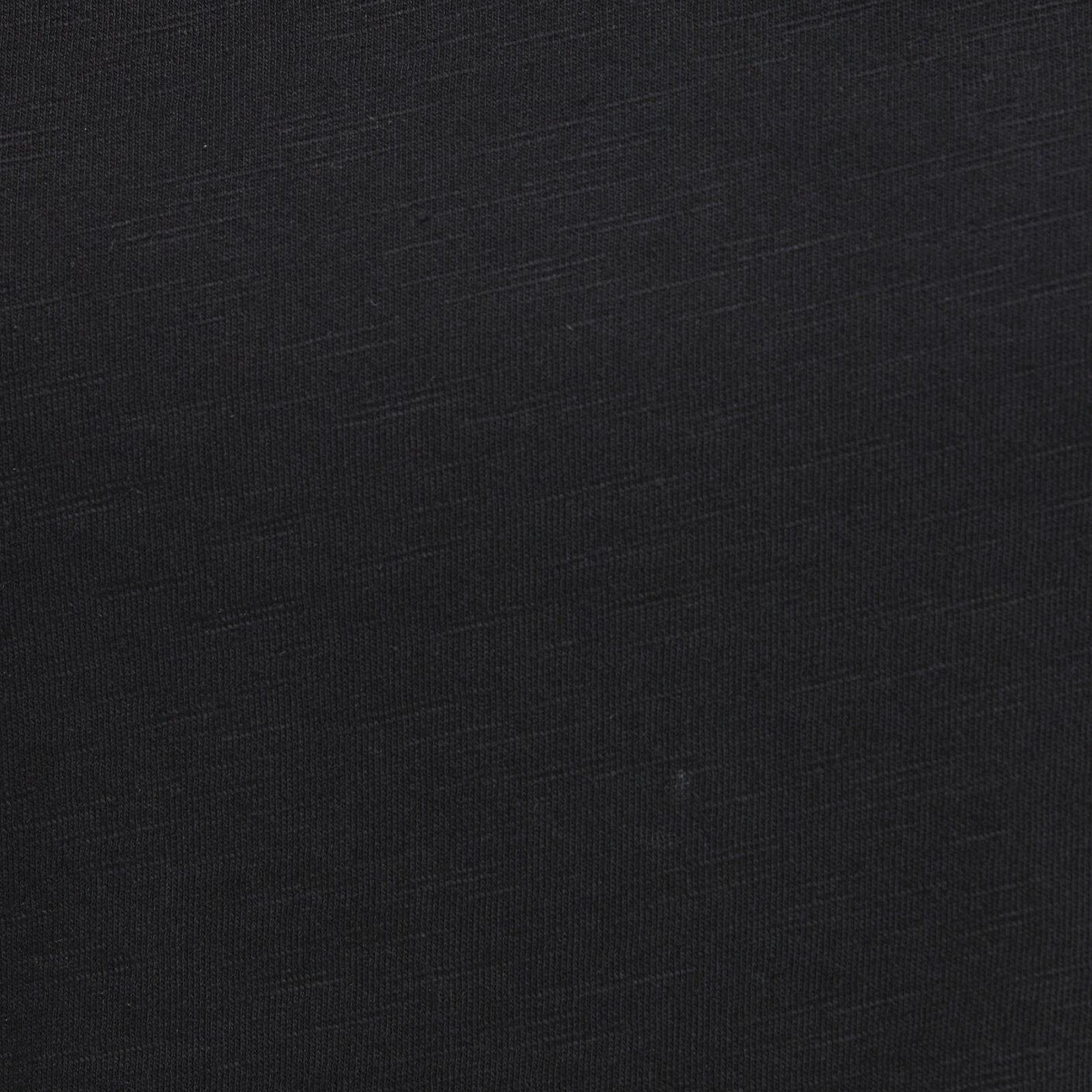 Mavi V Yaka Flamlı Siyah Basic Tişört Slim Fit / Dar Kesim 168260-900