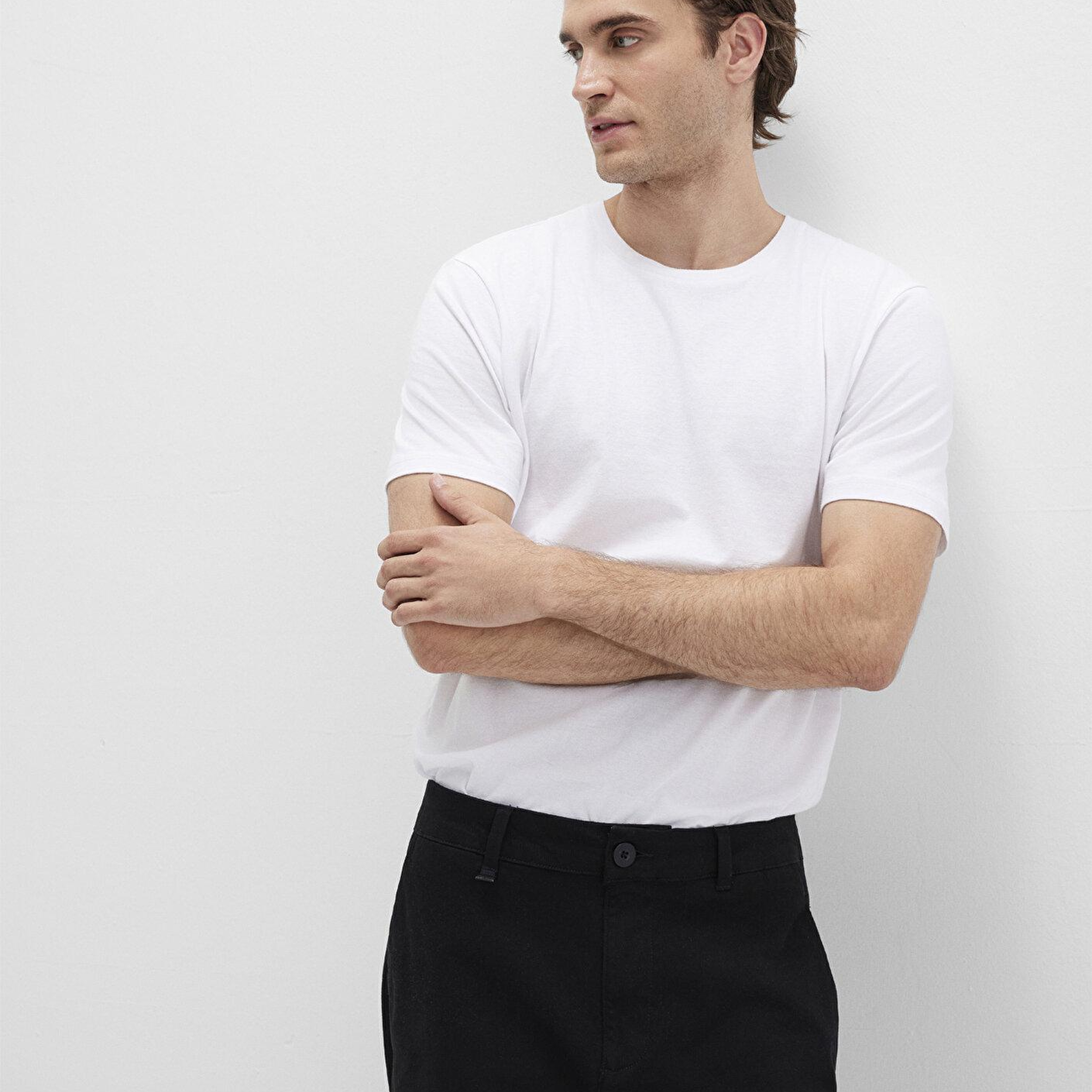 Mavi Beyaz Basic Tişört Slim Fit / Dar Kesim 065574-620
