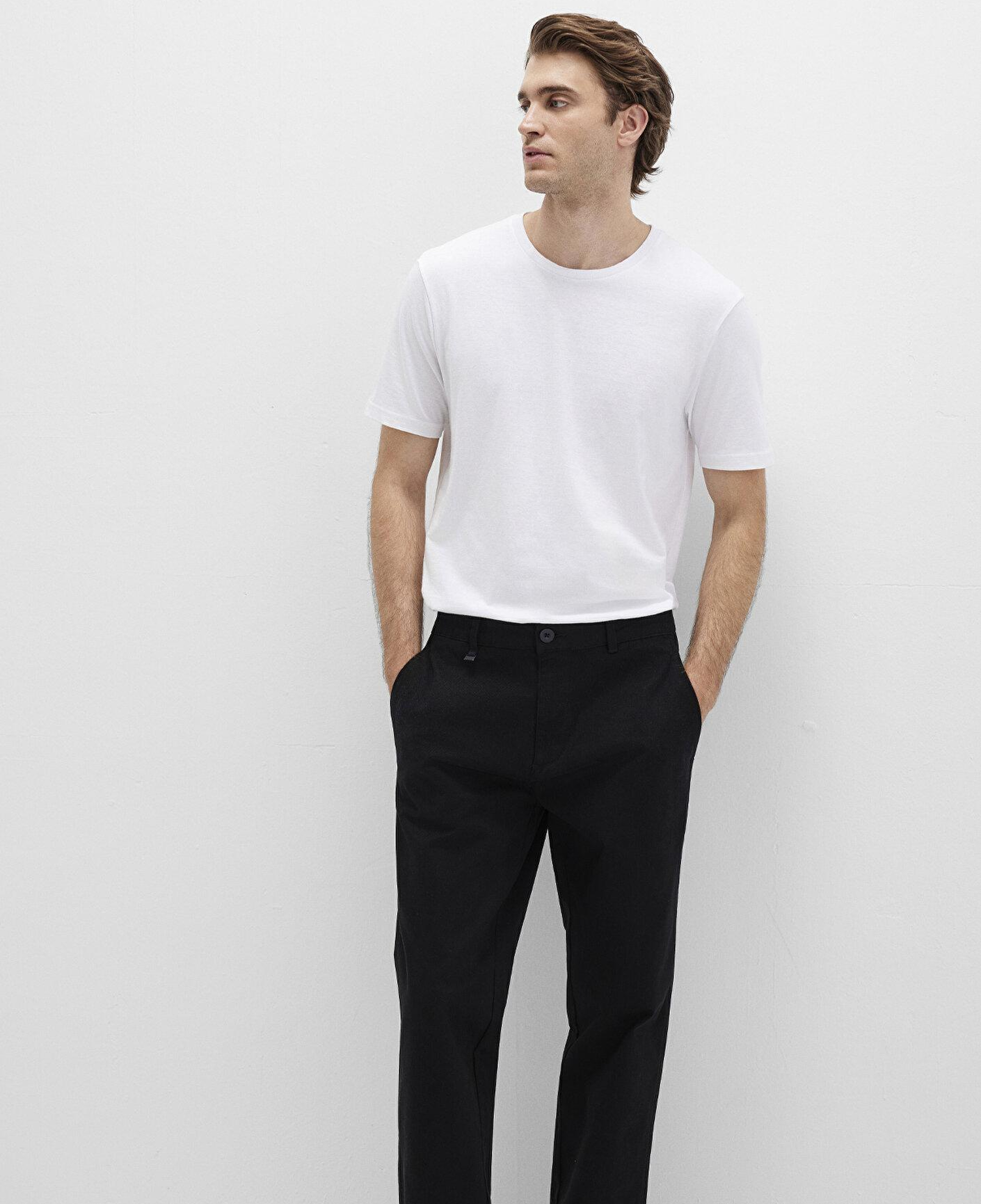 Mavi Beyaz Basic Tişört Slim Fit / Dar Kesim 065574-620