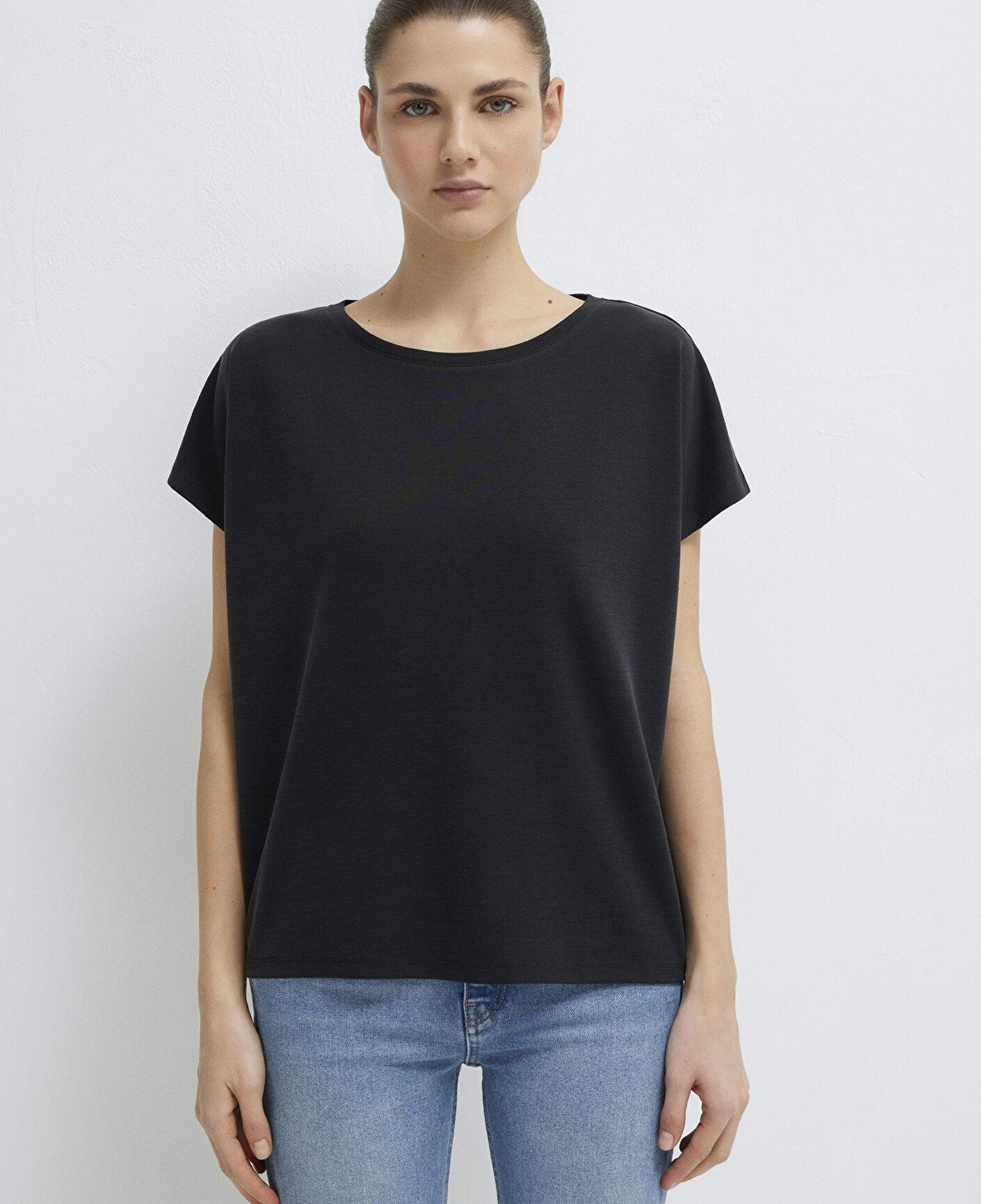 Mavi Soft-Premium Siyah (TENCEL™) Modal Karışımlı Basic Tişört Loose Fit / Bol Rahat Kesim 167245-900