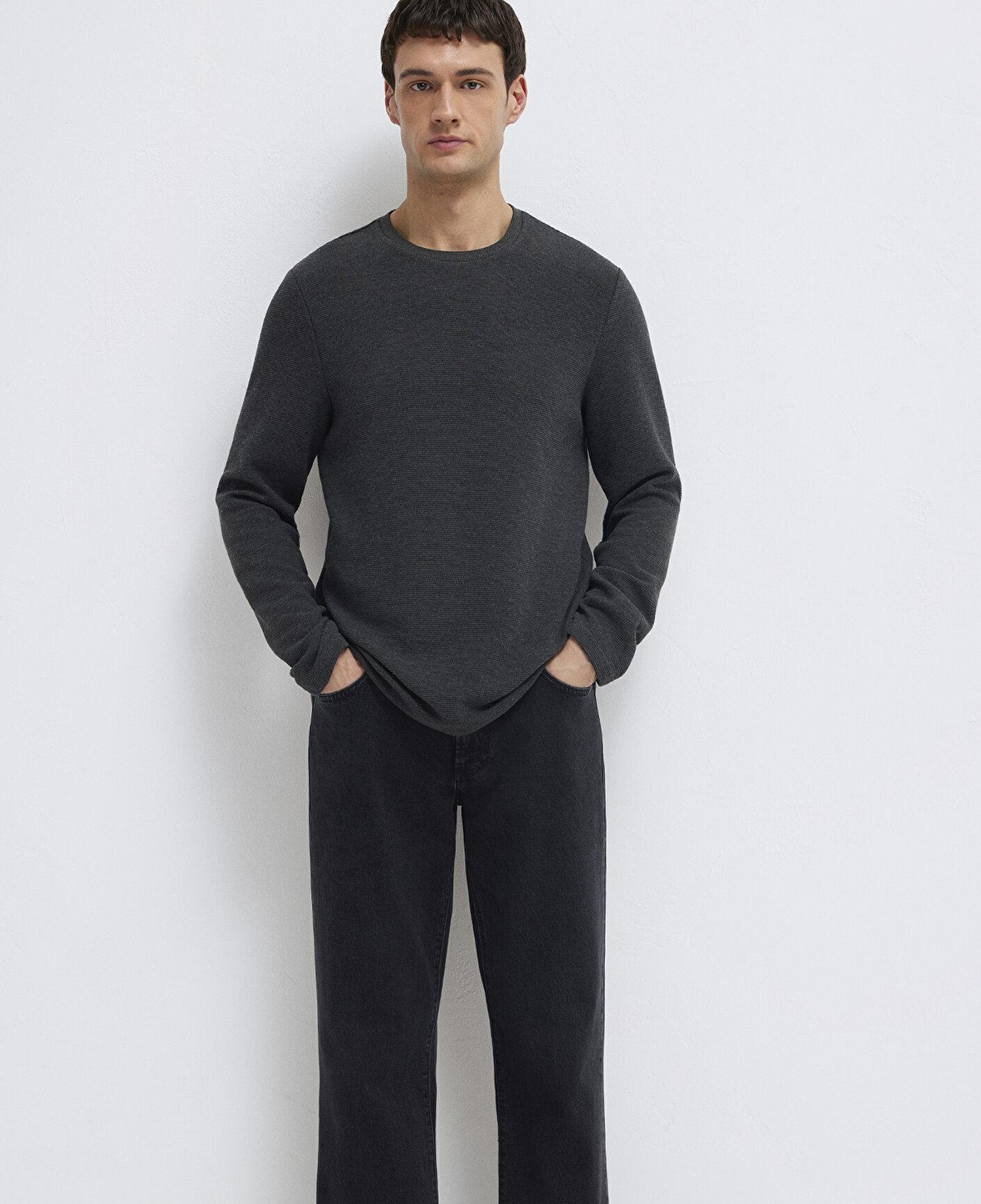 Mavi Uzun Kollu Dokulu Antrasit Tişört Slim Fit / Dar Kesim 064622-26834