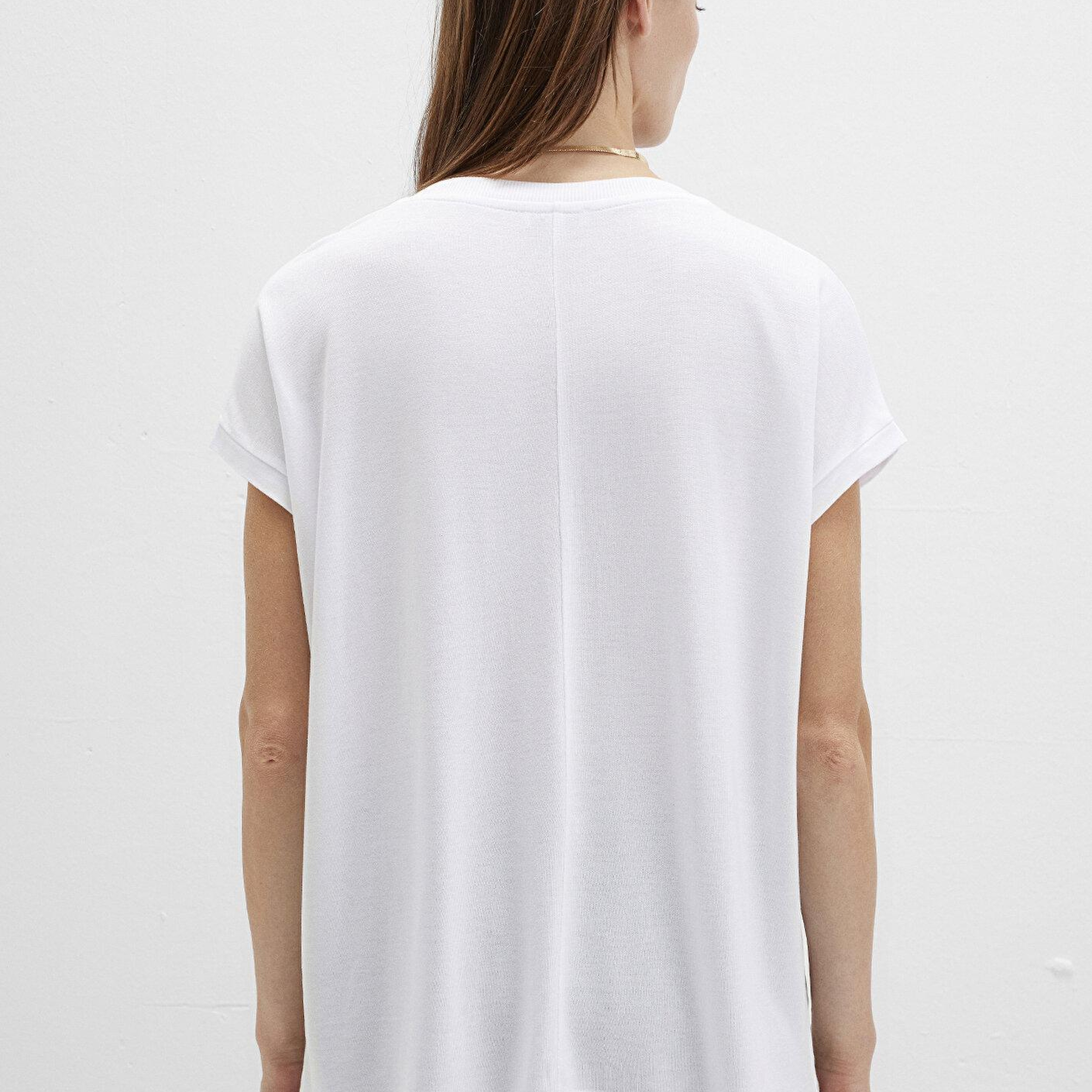 Mavi V Yaka Beyaz Basic ViskozTişört Loose Fit / Bol Rahat Kesim 166449-620