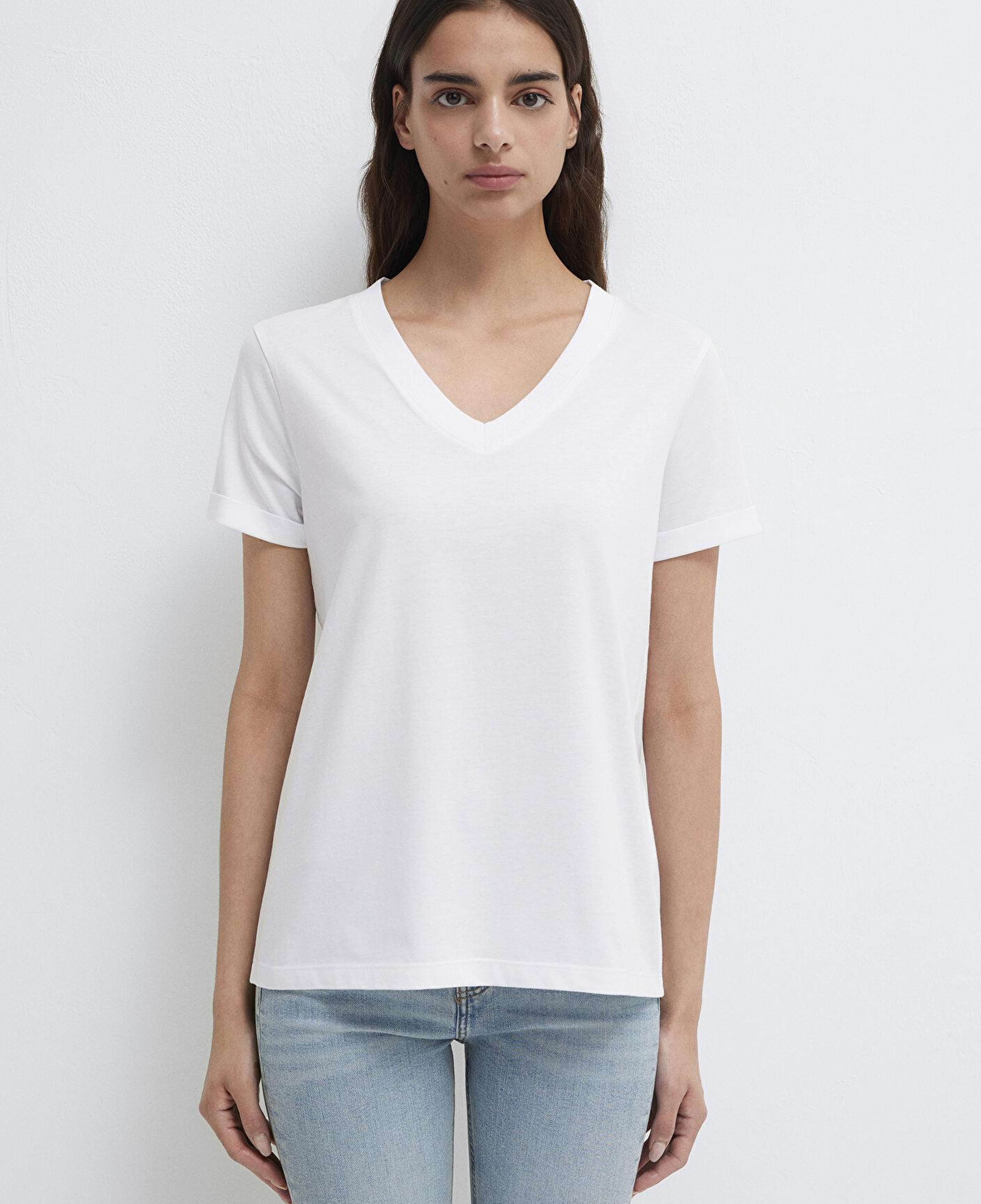 Mavi V Yaka Beyaz Basic Tişört Regular Fit / Normal Kesim 166248-620