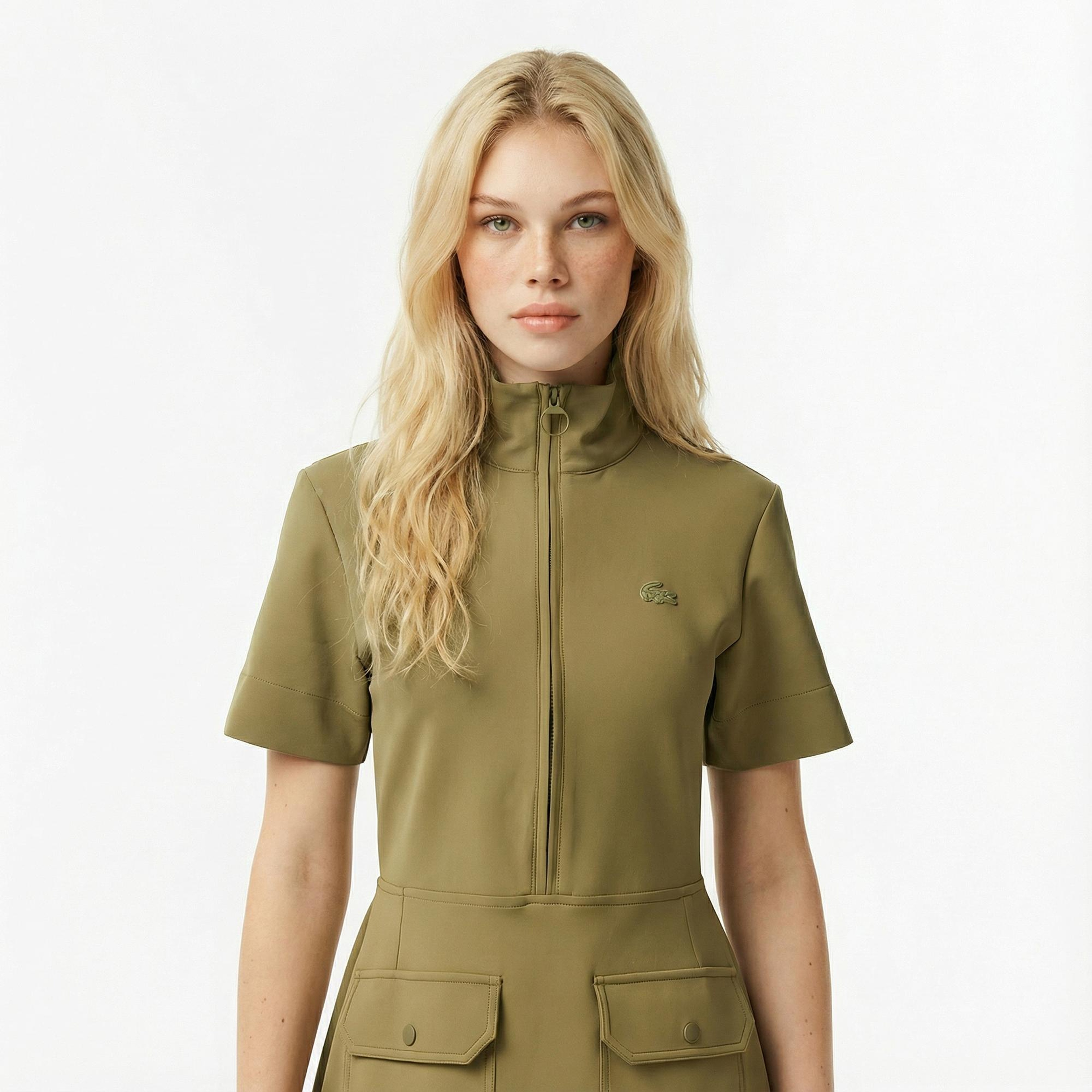 Lacoste Kadın Classic Fit Kısa Kollu Dik Yaka Haki Elbise