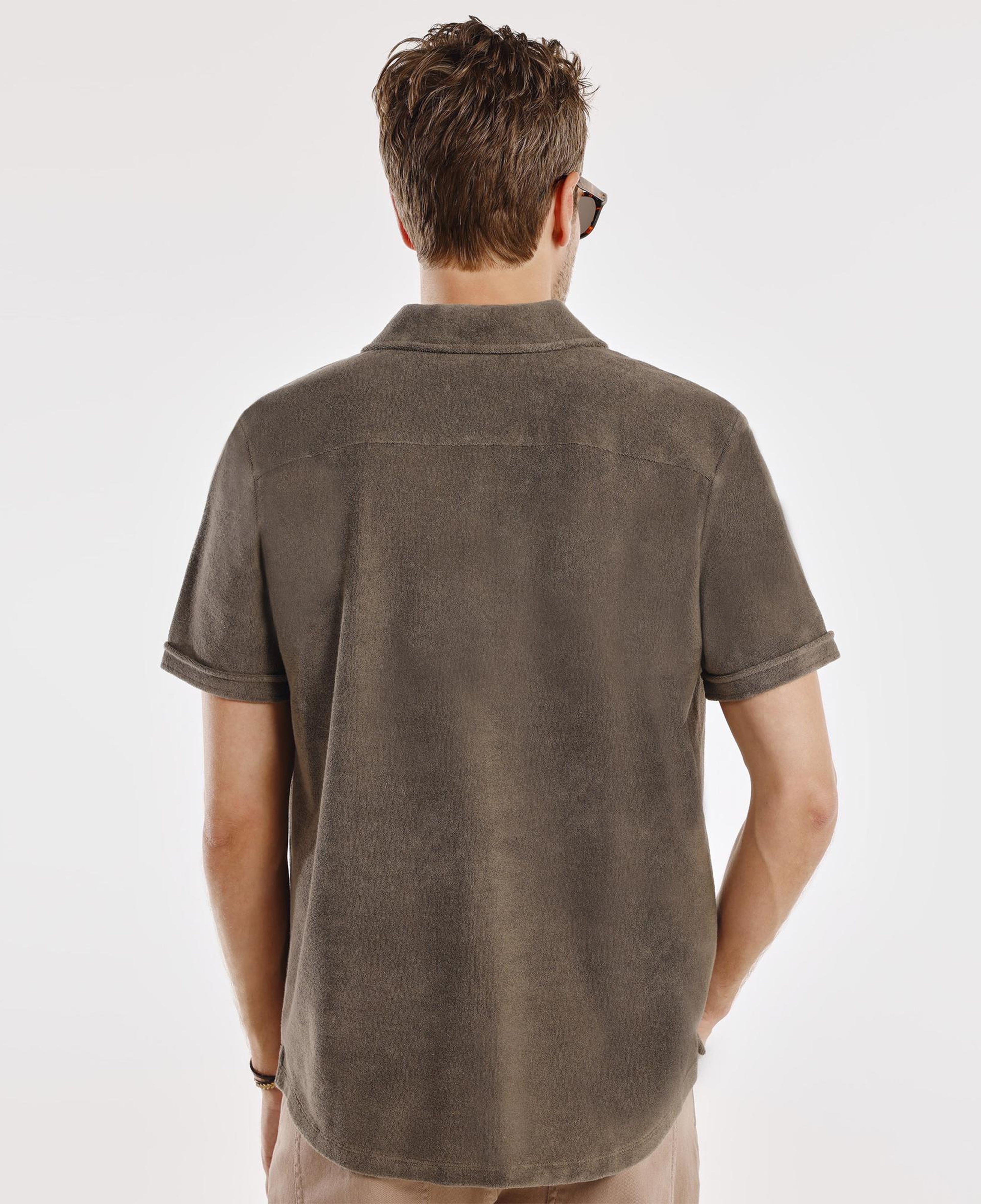 YARGICI Kısa Kol Düğmeli T-shirt