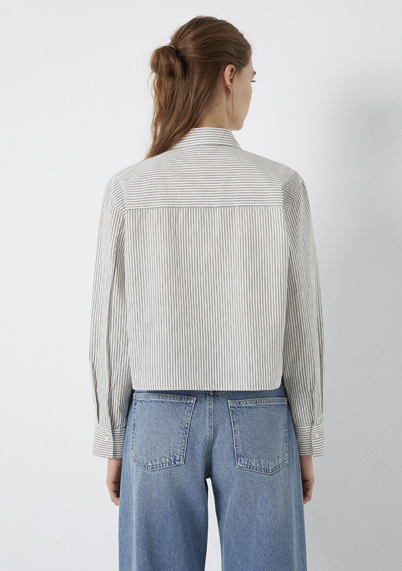 Mavi Çizgili Beyaz Gömlek Loose Fit / Bol Rahat Kesim 1211394-84014