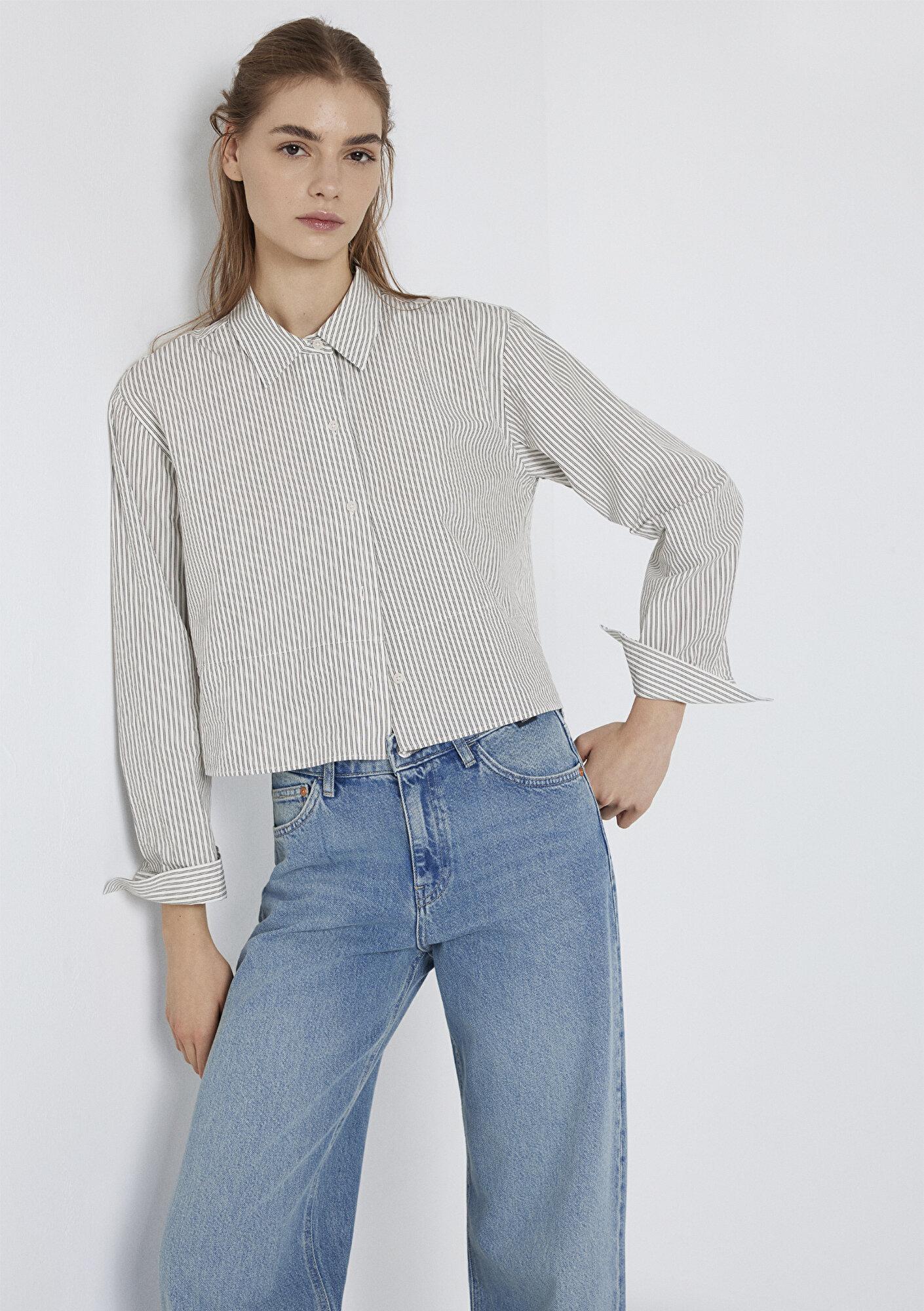 Mavi Çizgili Beyaz Gömlek Loose Fit / Bol Rahat Kesim 1211394-84014