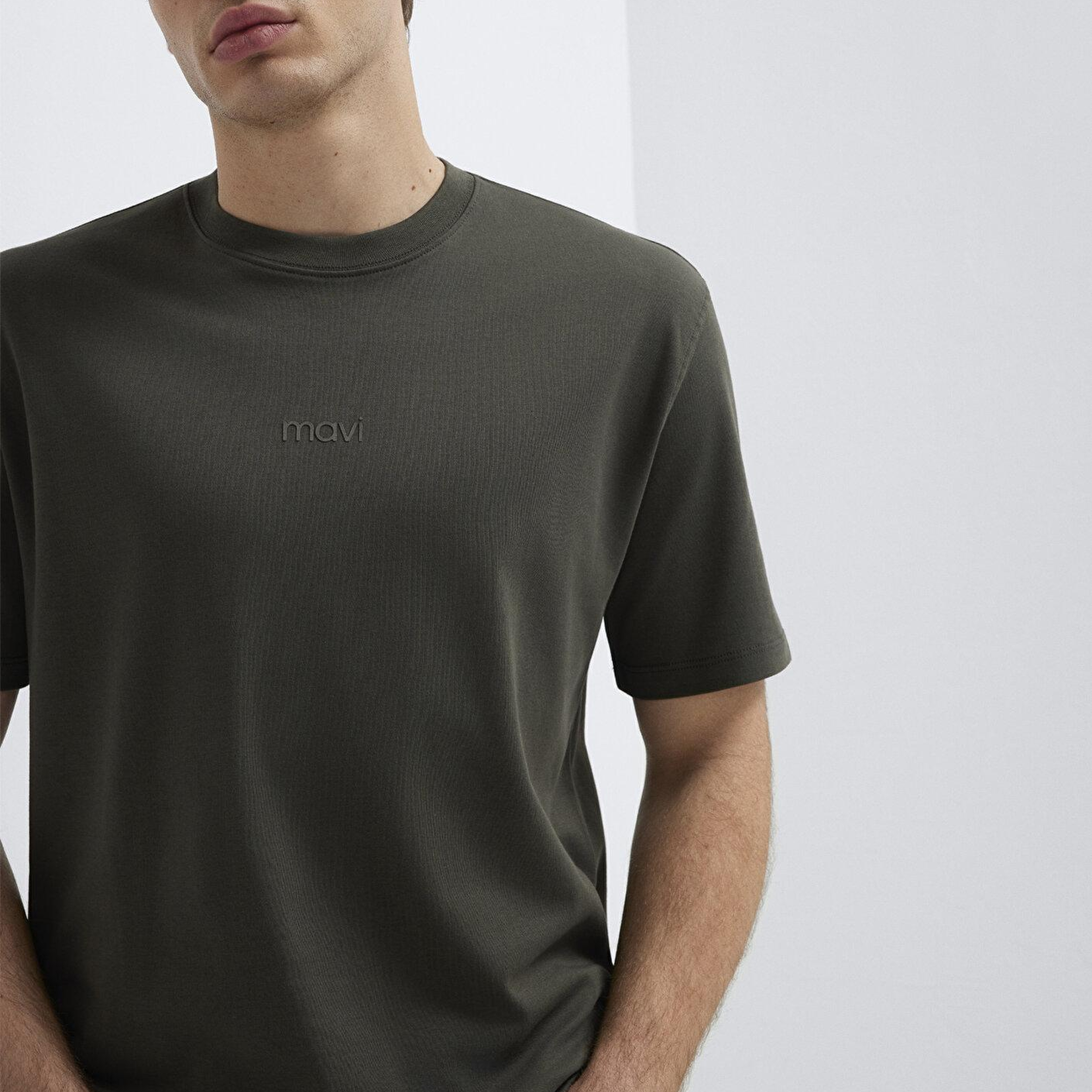 Mavi Mavi Logo Haki Basic İnterlok Tişört Loose Fit / Bol Rahat Kesim 0613102-71553