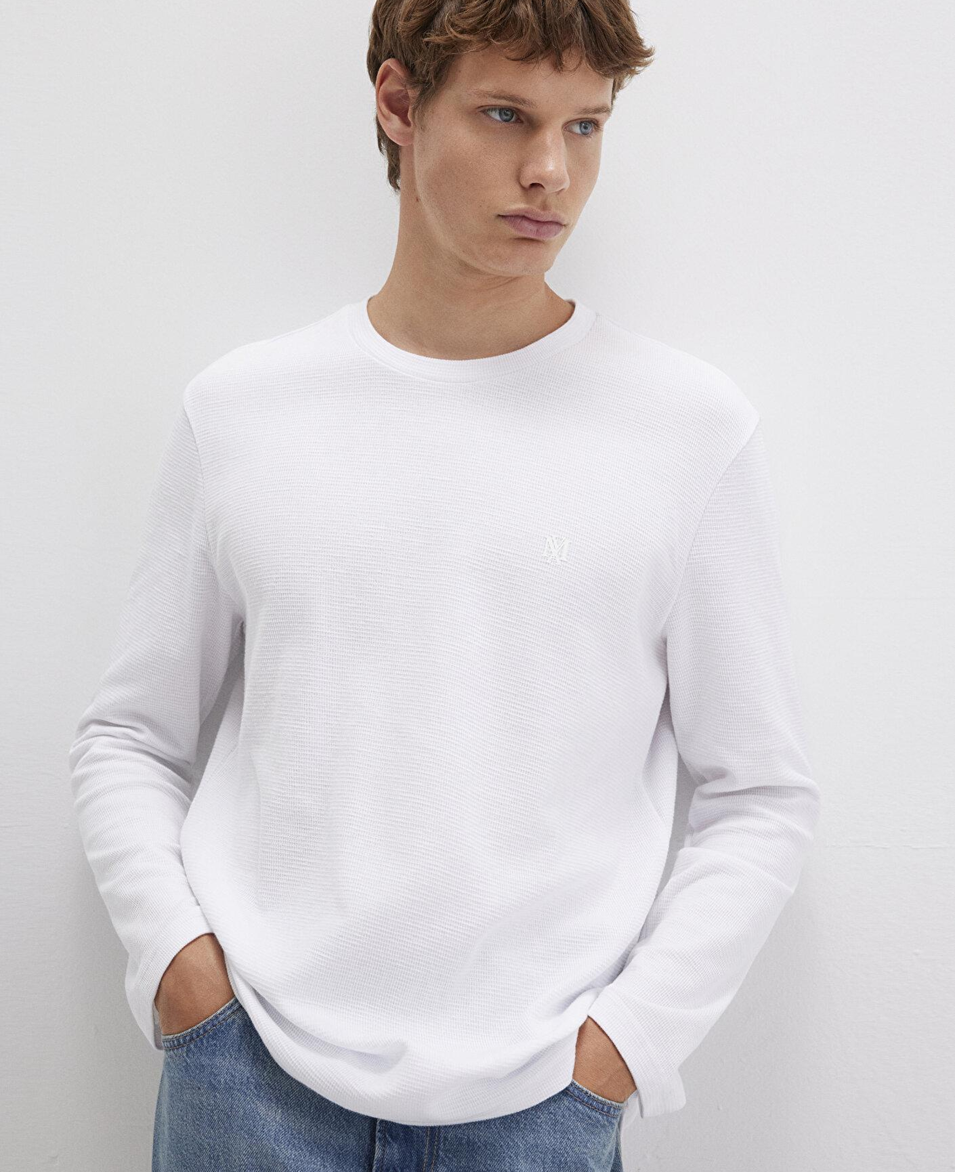 Mavi Uzun Kollu Beyaz Basic Tişört Slim Fit / Dar Kesim 065755-620