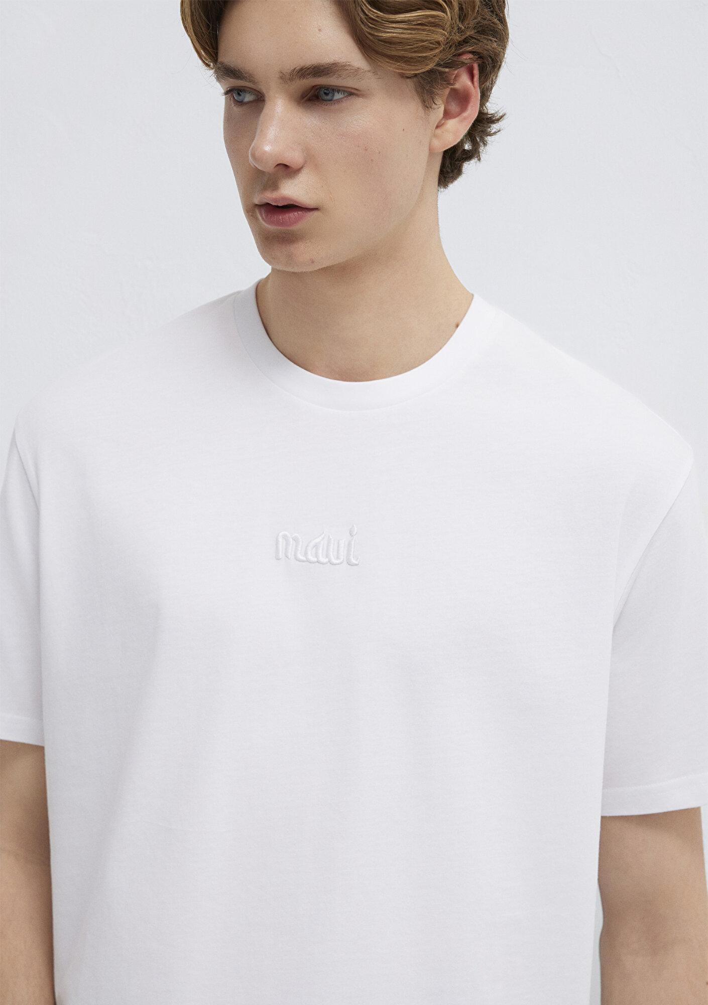 Mavi Mavi Nakışlı Beyaz Basic Tişört Loose Fit / Bol Rahat Kesim 0610100-620