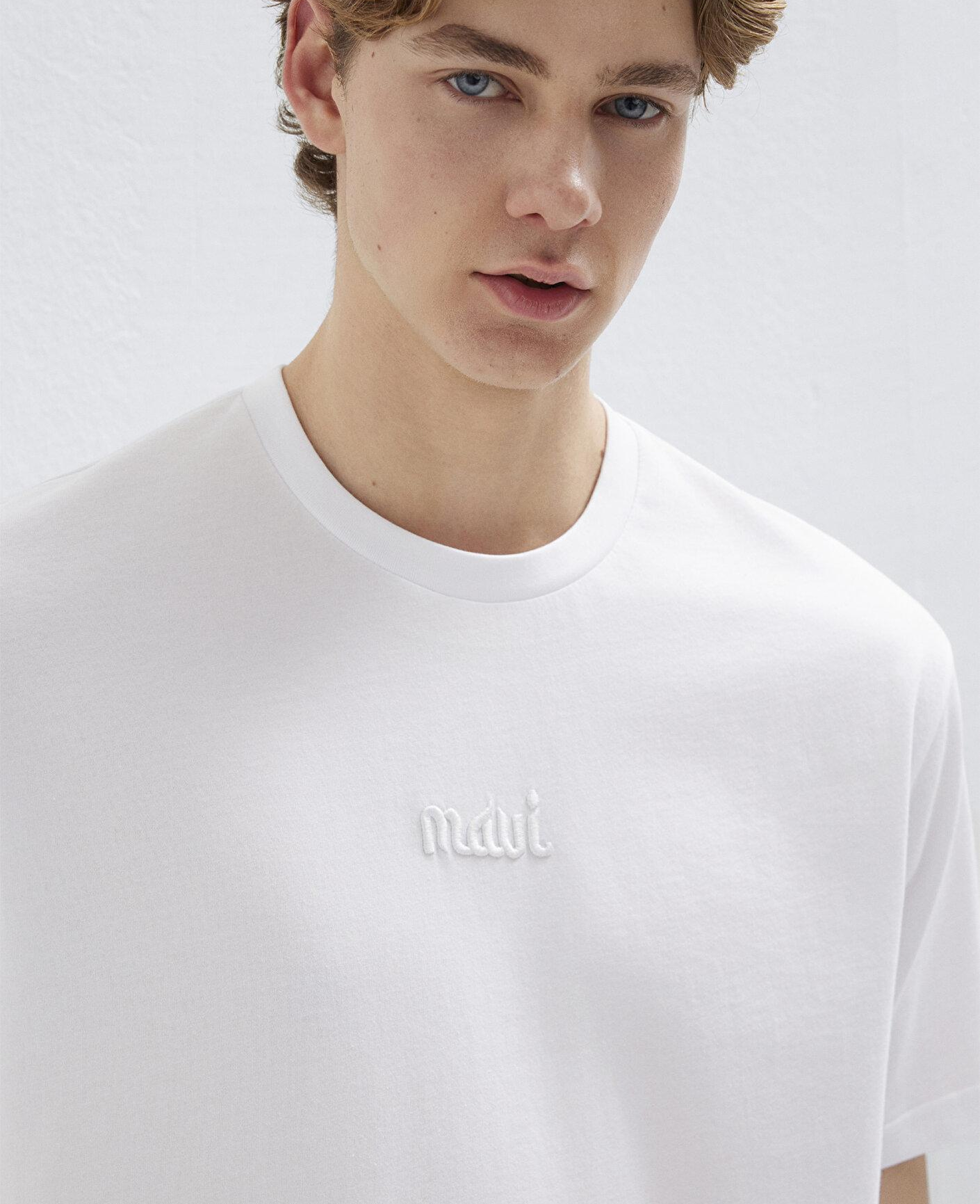 Mavi Mavi Nakışlı Beyaz Basic Tişört Loose Fit / Bol Rahat Kesim 0610100-620