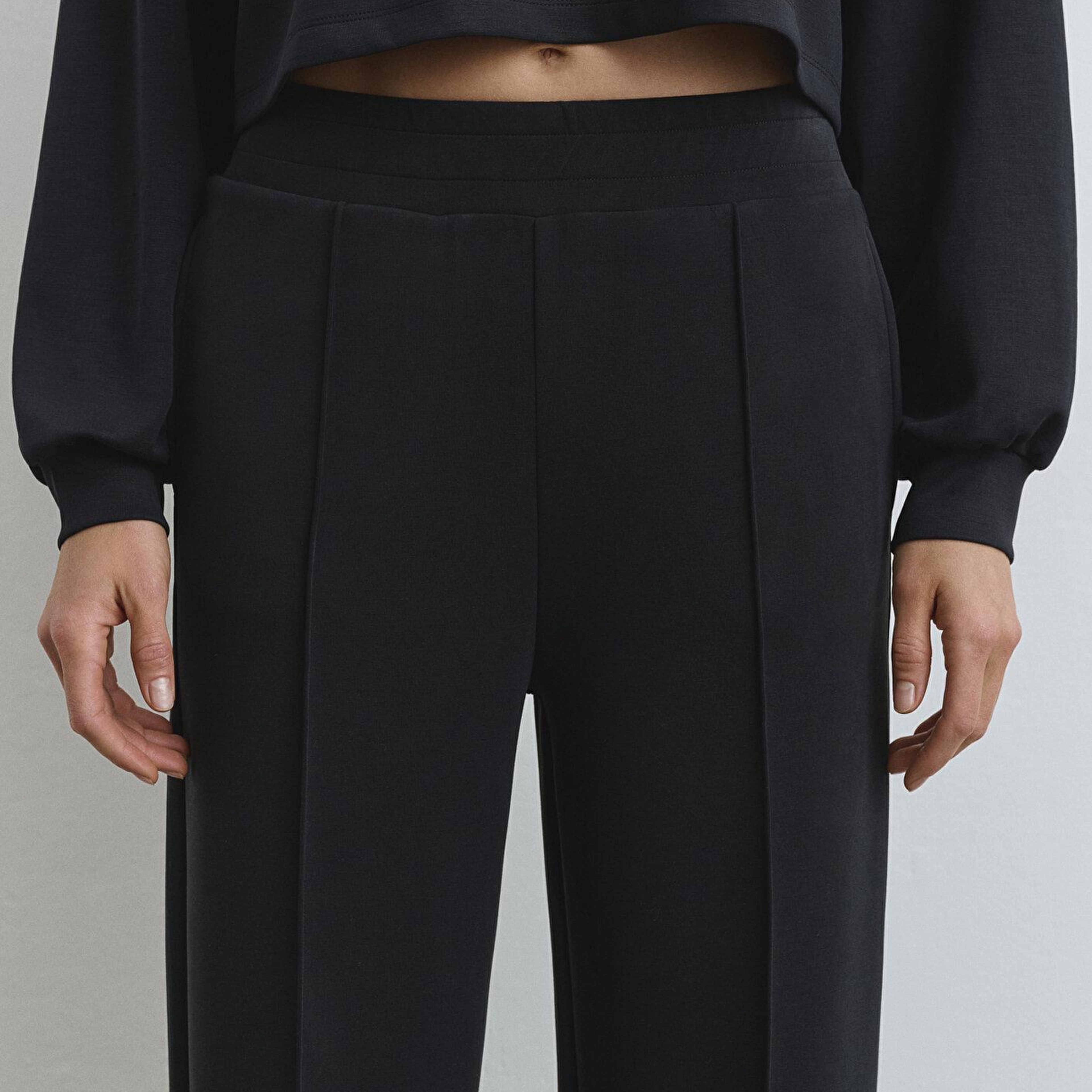 Mavi Sporty Lux Siyah (TENCEL™) Modal Karışımlı Eşofman Altı 1010634-900