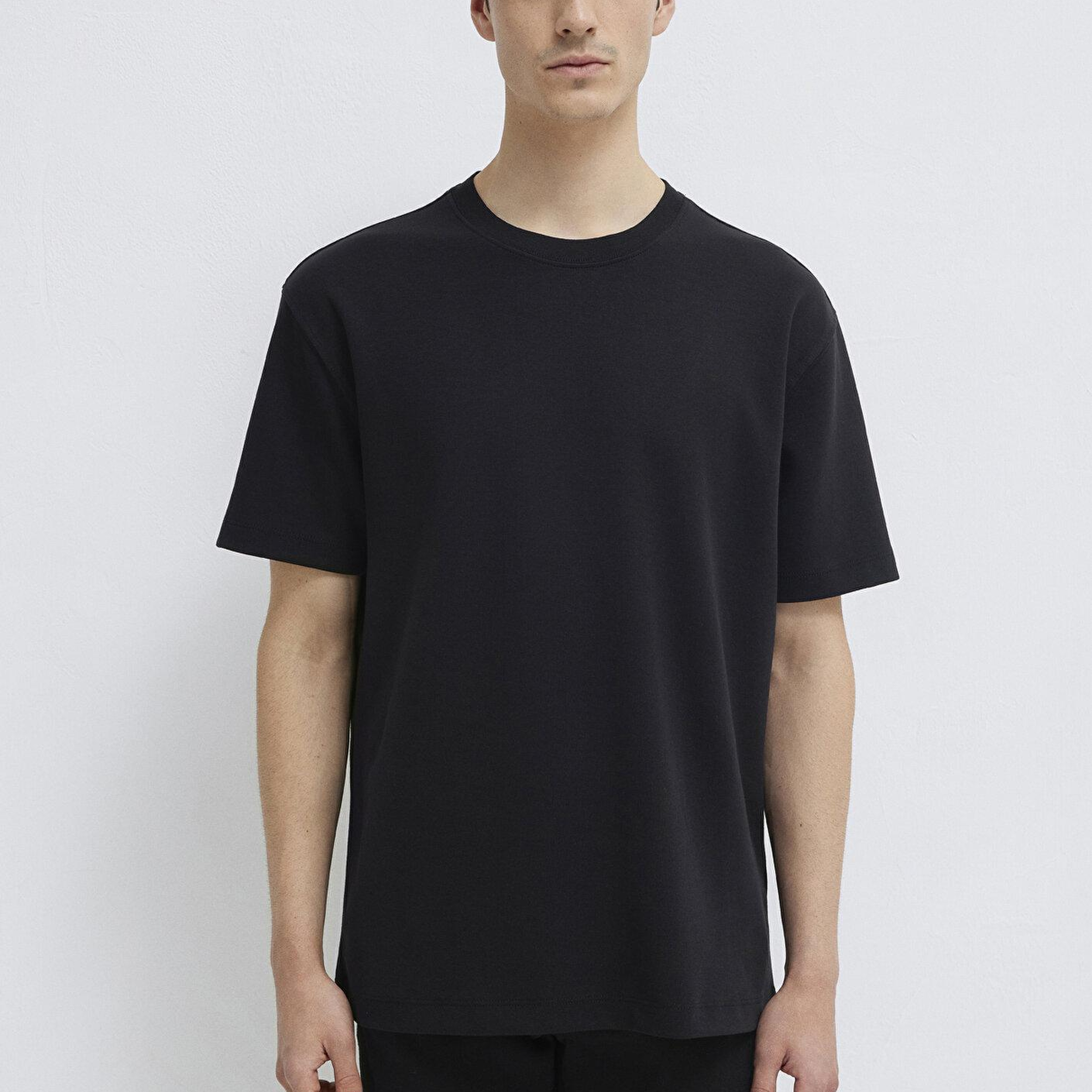 Mavi Mavi Black Siyah Basic Tişört Loose Fit / Bol Rahat Kesim 0612731-900