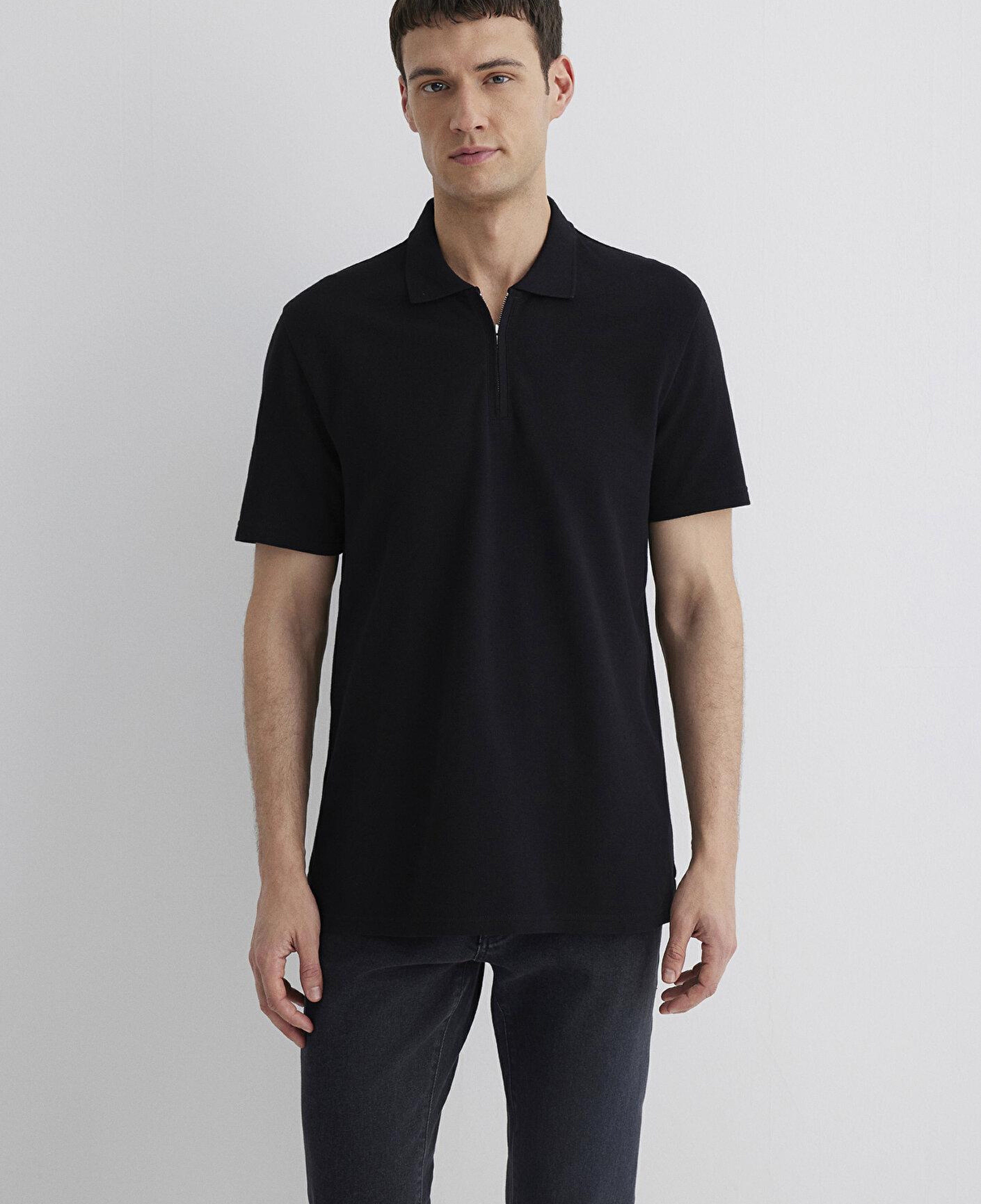 Mavi Yarı Fermuarlı Siyah Polo Tişört Regular Fit / Normal Kesim 0612525-900