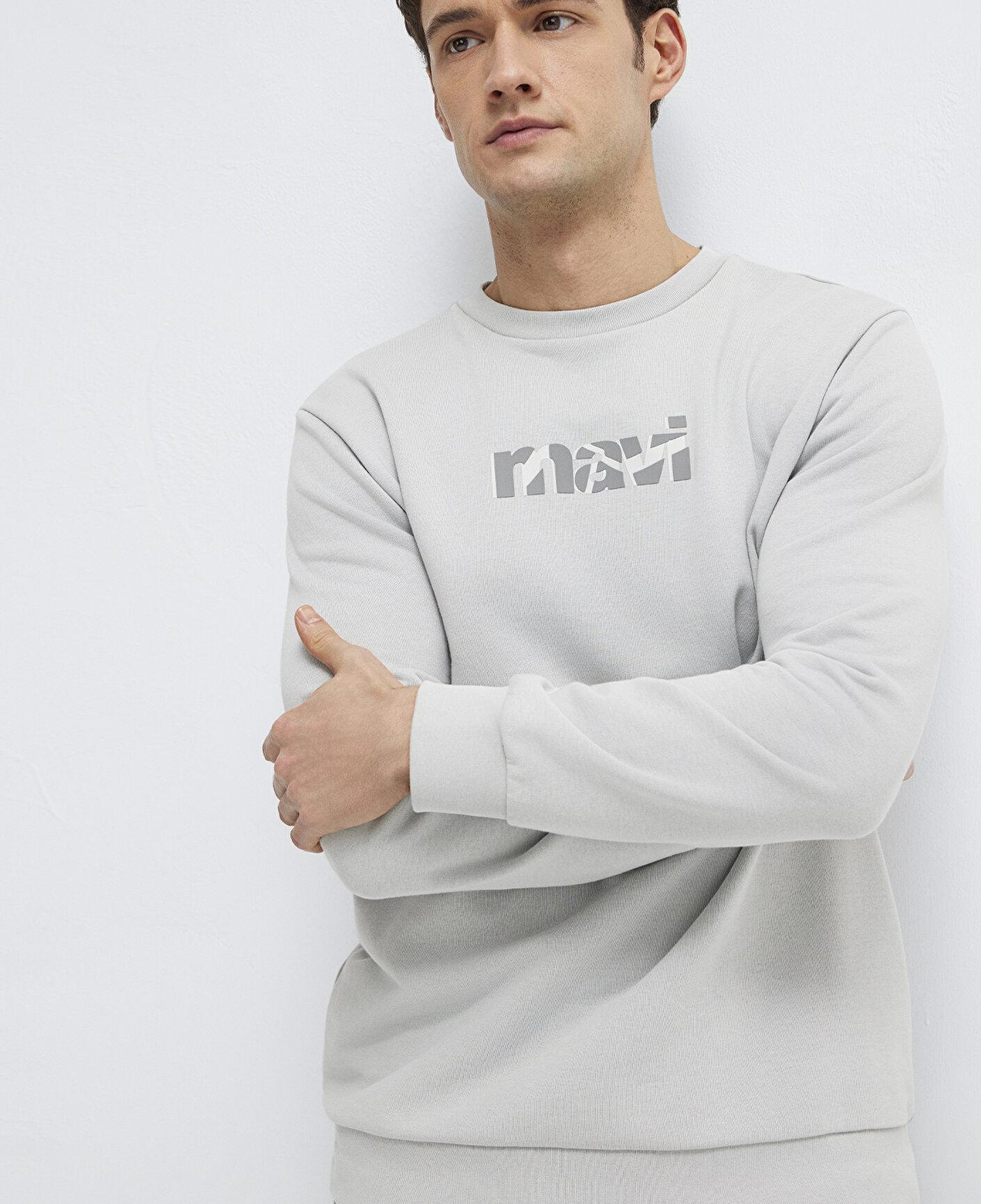 Mavi Mavi Logo Baskılı Gri Sweatshirt 0S10402-70075