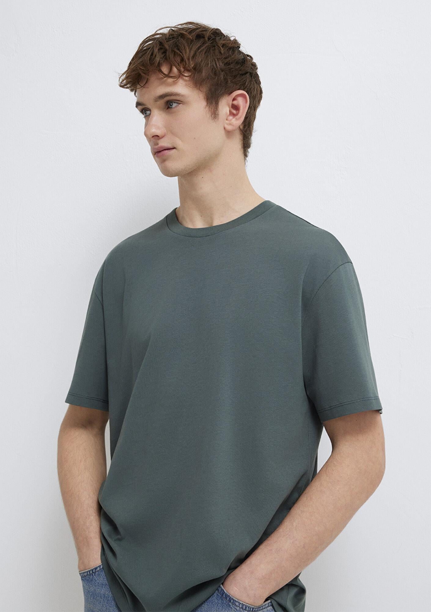 Mavi Etiket Detaylı Yeşil Basic Tişört Loose Fit / Bol Rahat Kesim 0611824-71598