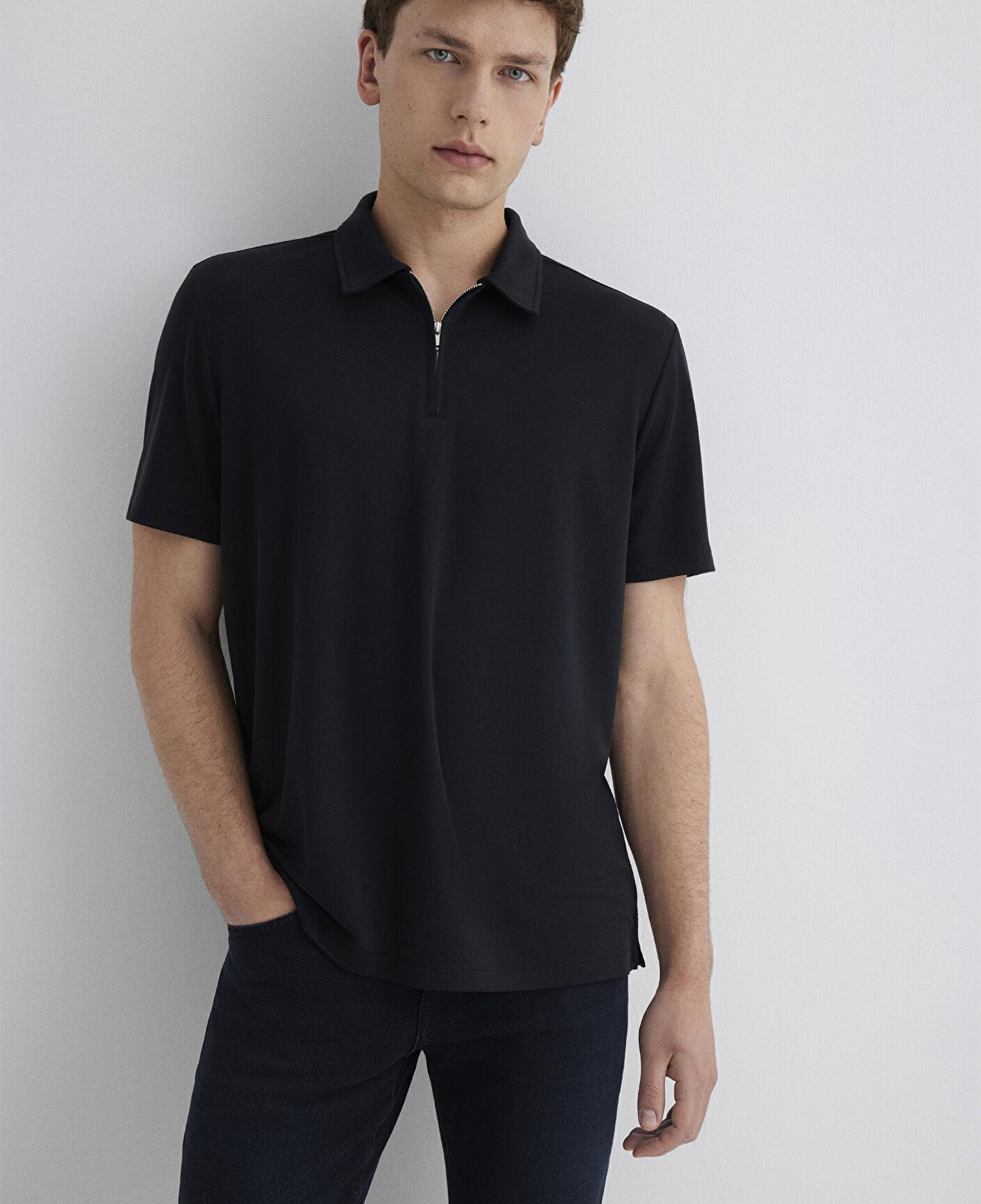 Mavi Soft-Premium Siyah (TENCEL™) Modal Karışımlı Yarı Fermuarlı Polo Tişört Regular Fit / Normal Kesim 0613007-900