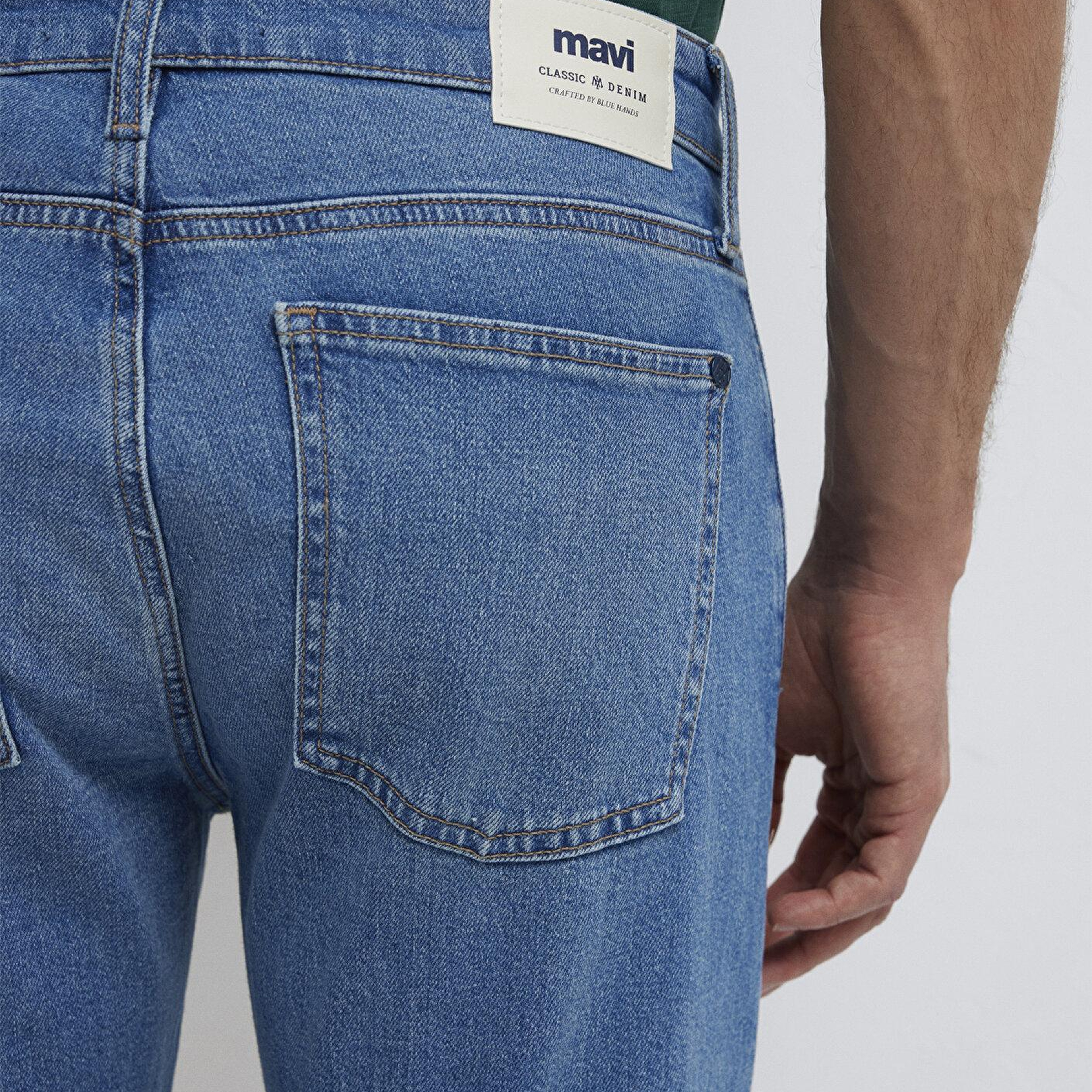 Mavi Milan Classic Denim Indigo Mavisi Jean Pantolon 00810A1722