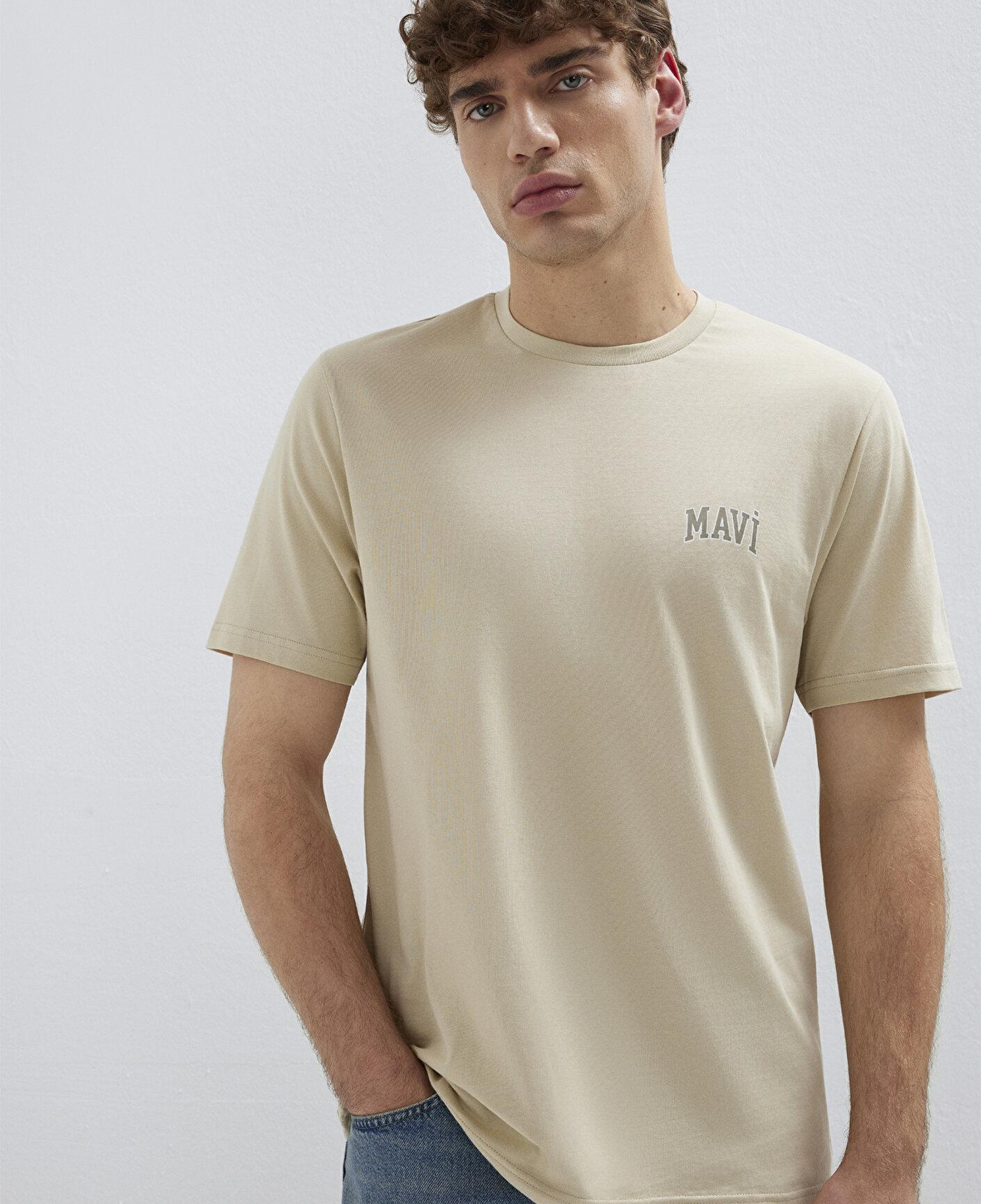 Mavi Mavi Logo Baskılı Bej Tişört Regular Fit / Normal Kesim 0611714-70325