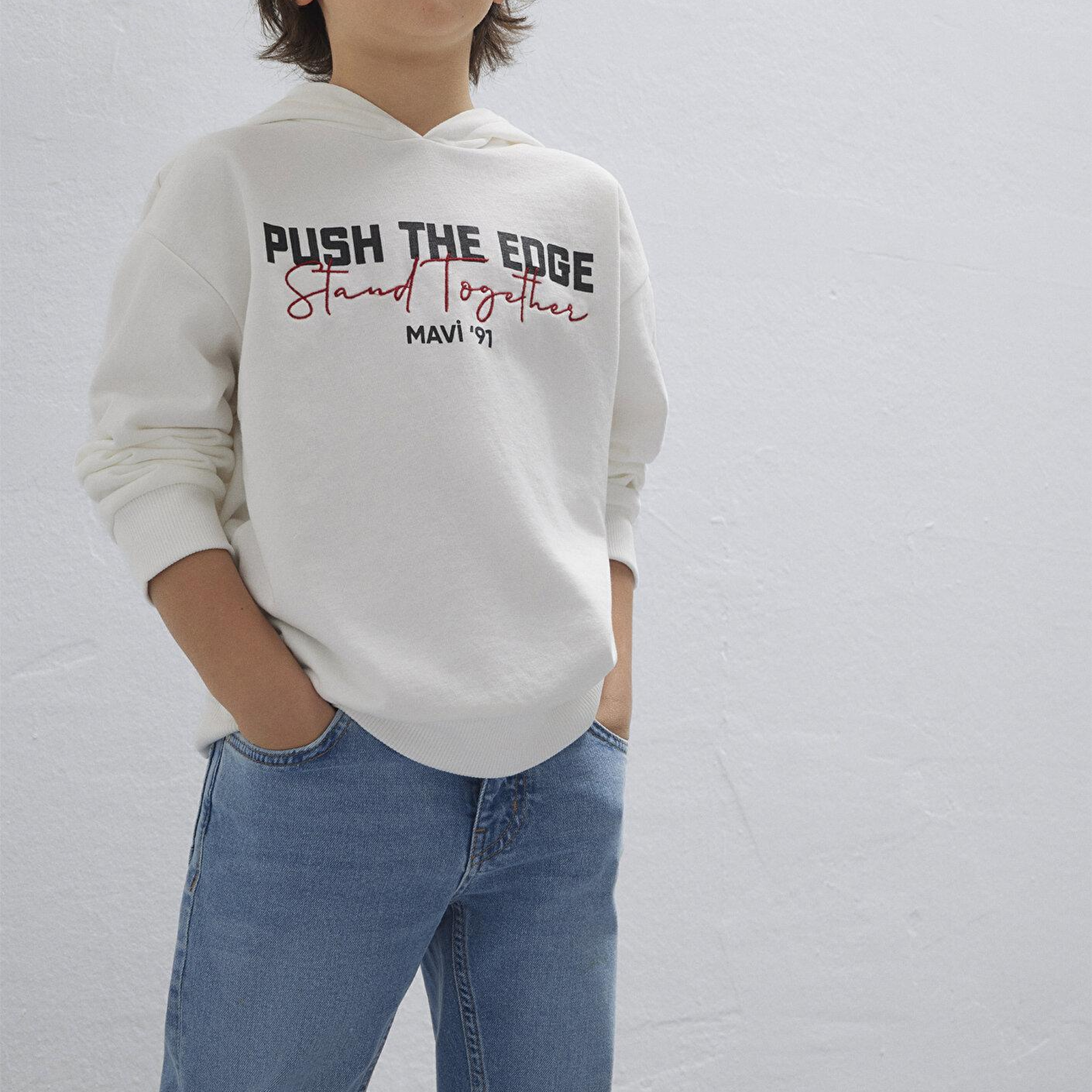 Mavi Stand Together Baskılı Kapüşonlu Ekru Sweatshirt 6S10181-70057