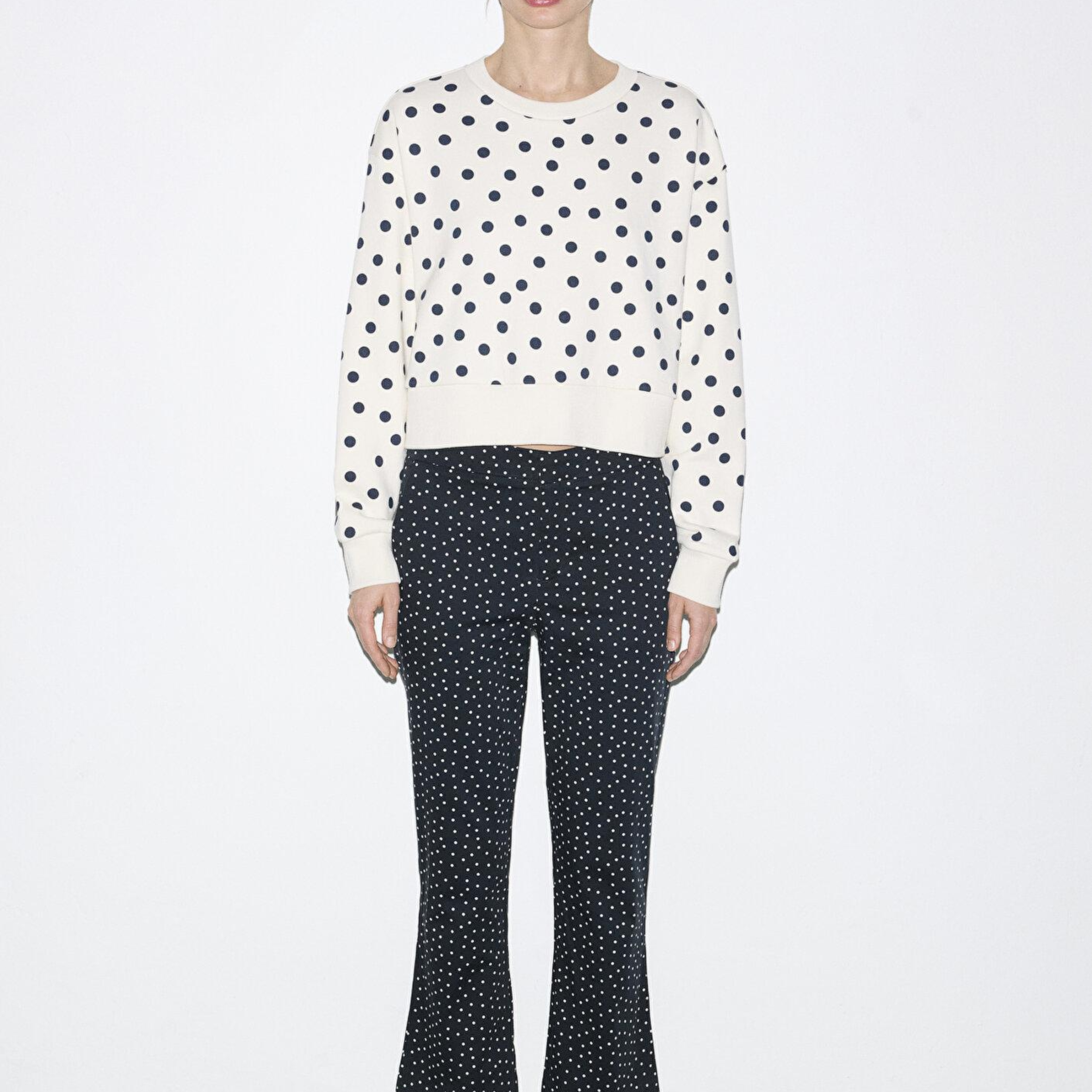 Mavi Puantiyeli Ekru Sweatshirt 1S10534-91576