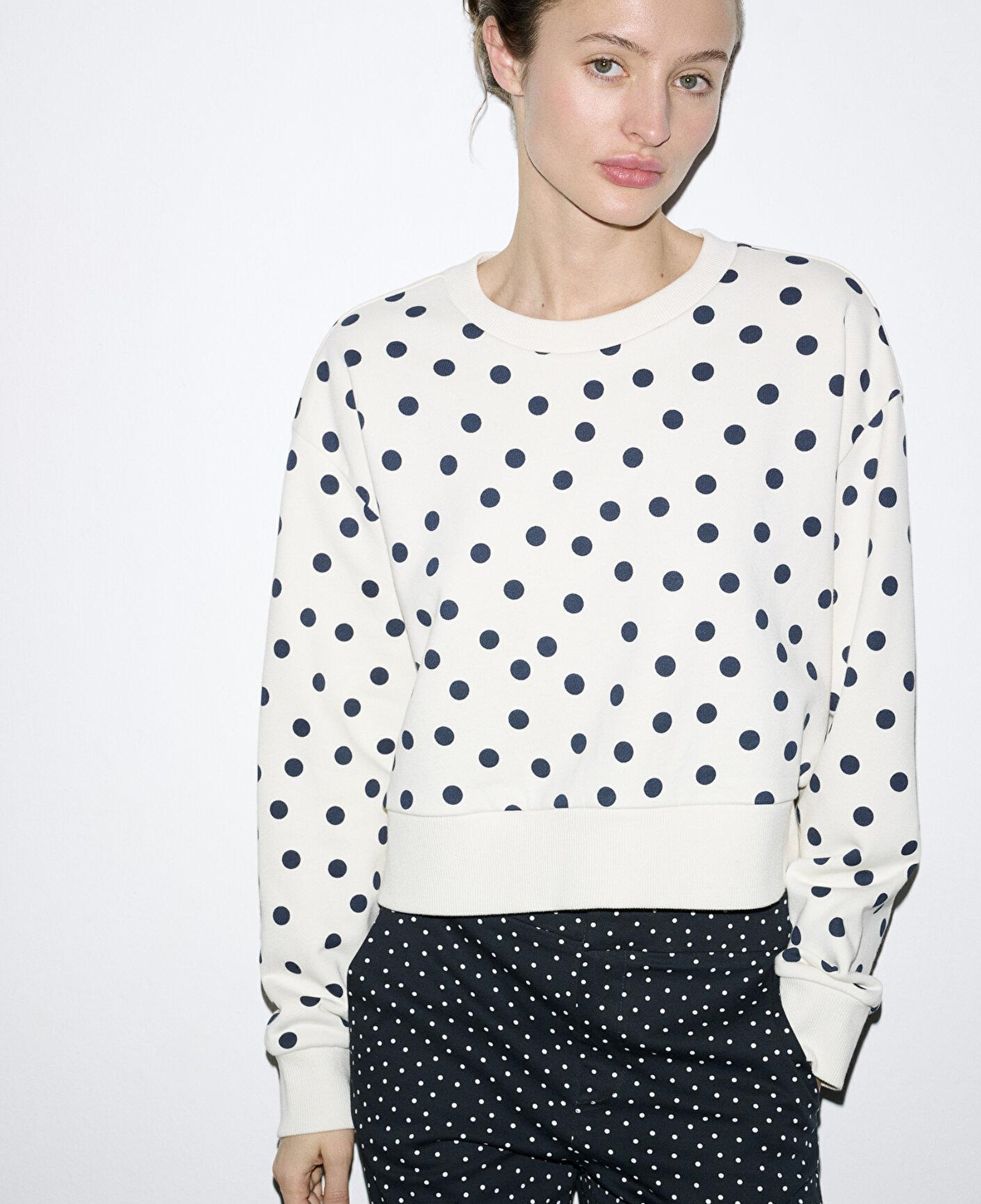 Mavi Puantiyeli Ekru Sweatshirt 1S10534-91576