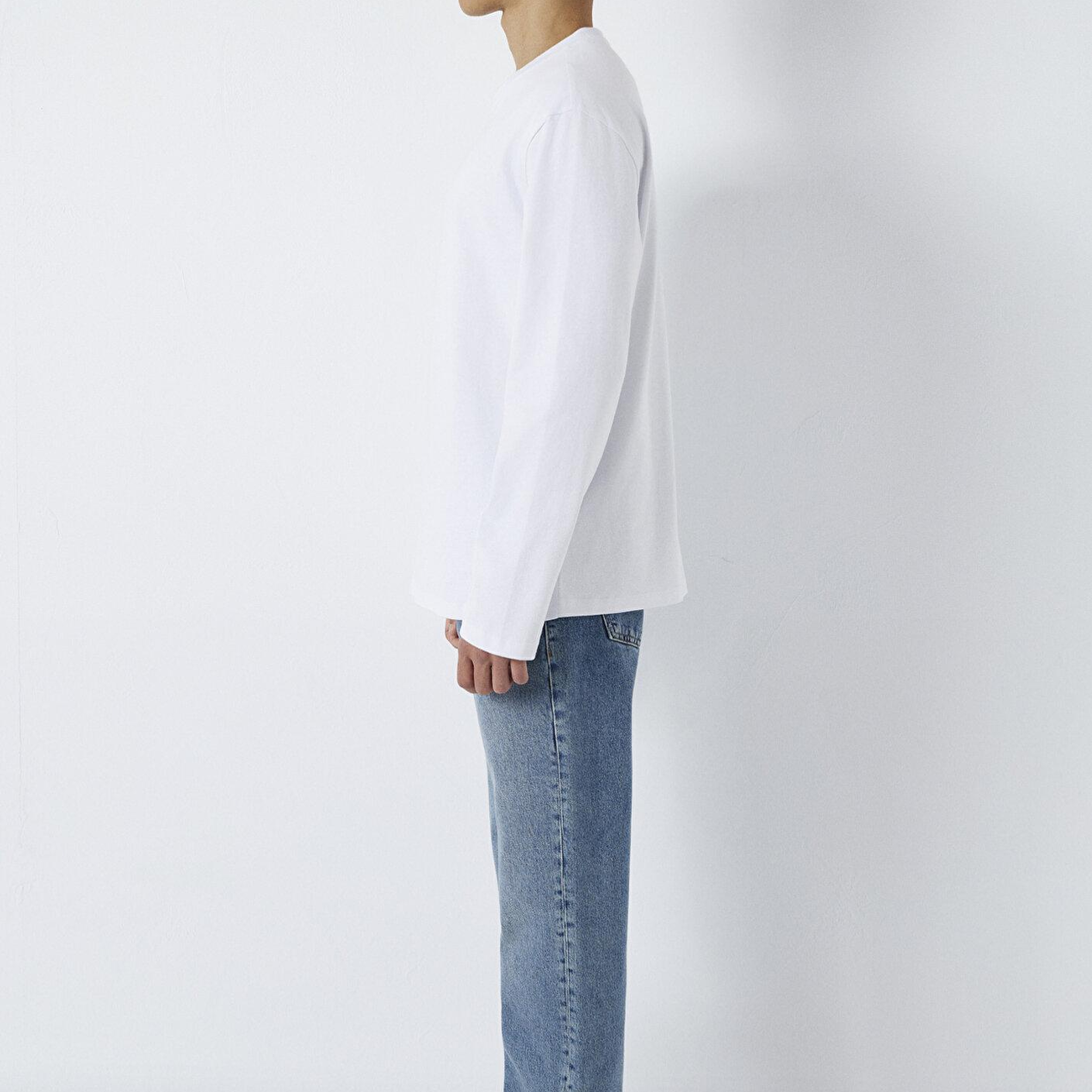 Mavi Uzun Kollu Beyaz Basic Tişört Loose Fit / Bol Rahat Kesim 0613170-620