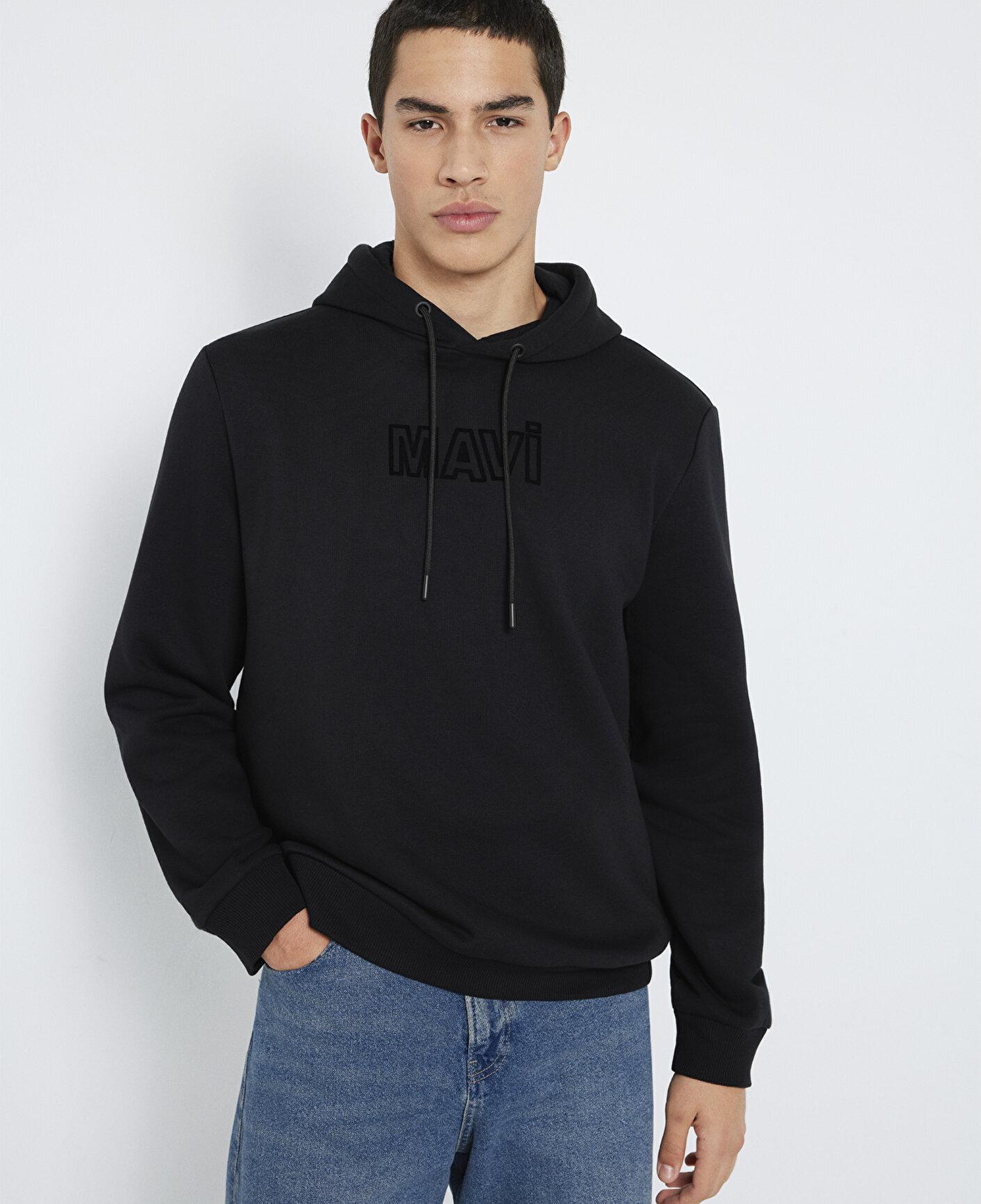 Mavi Mavi Logo Baskılı Kapüşonlu Siyah Sweatshirt 0S10549-900