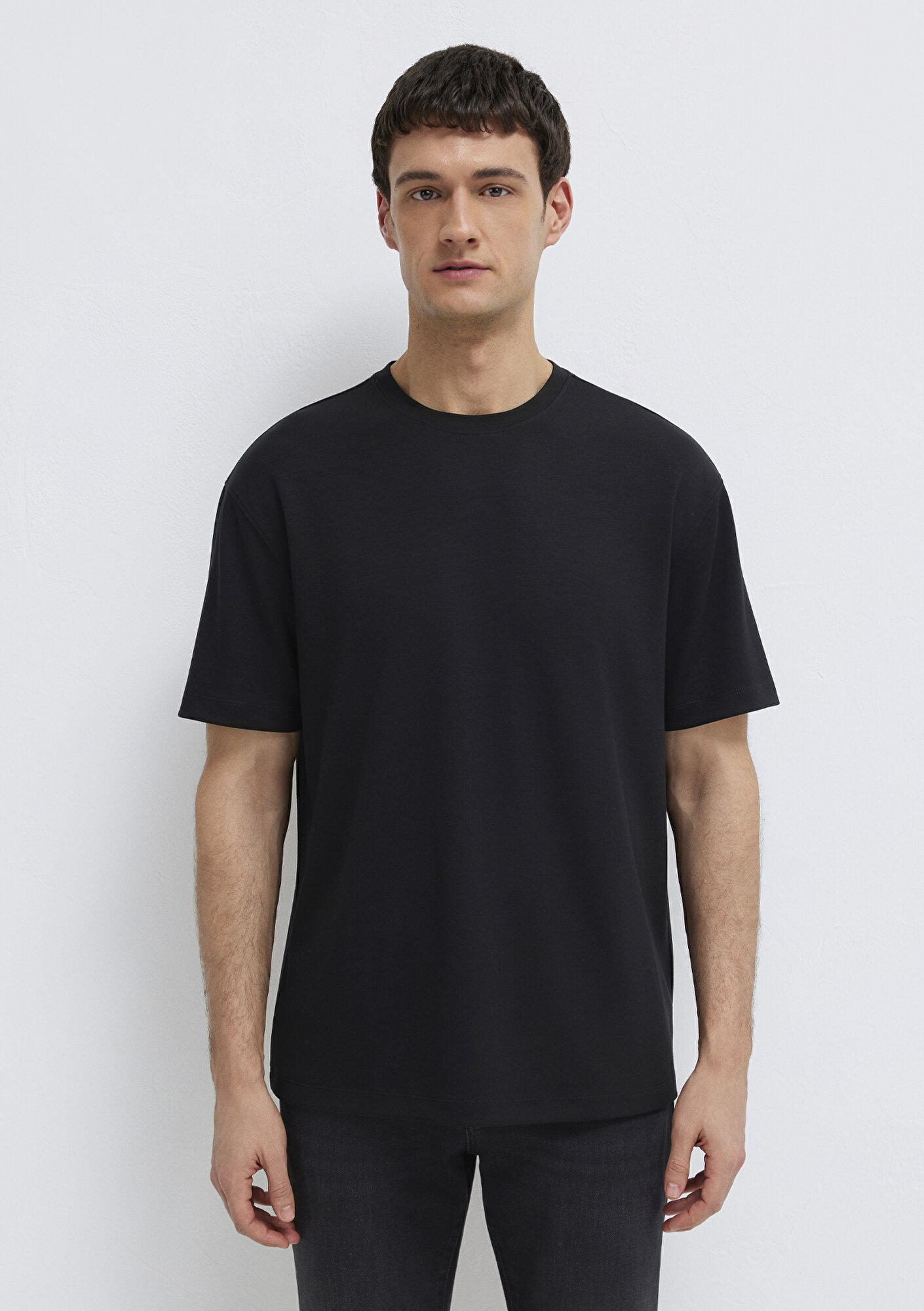 Mavi Soft-Premium Siyah Tişört Loose Fit / Bol Rahat Kesim 0613467-900