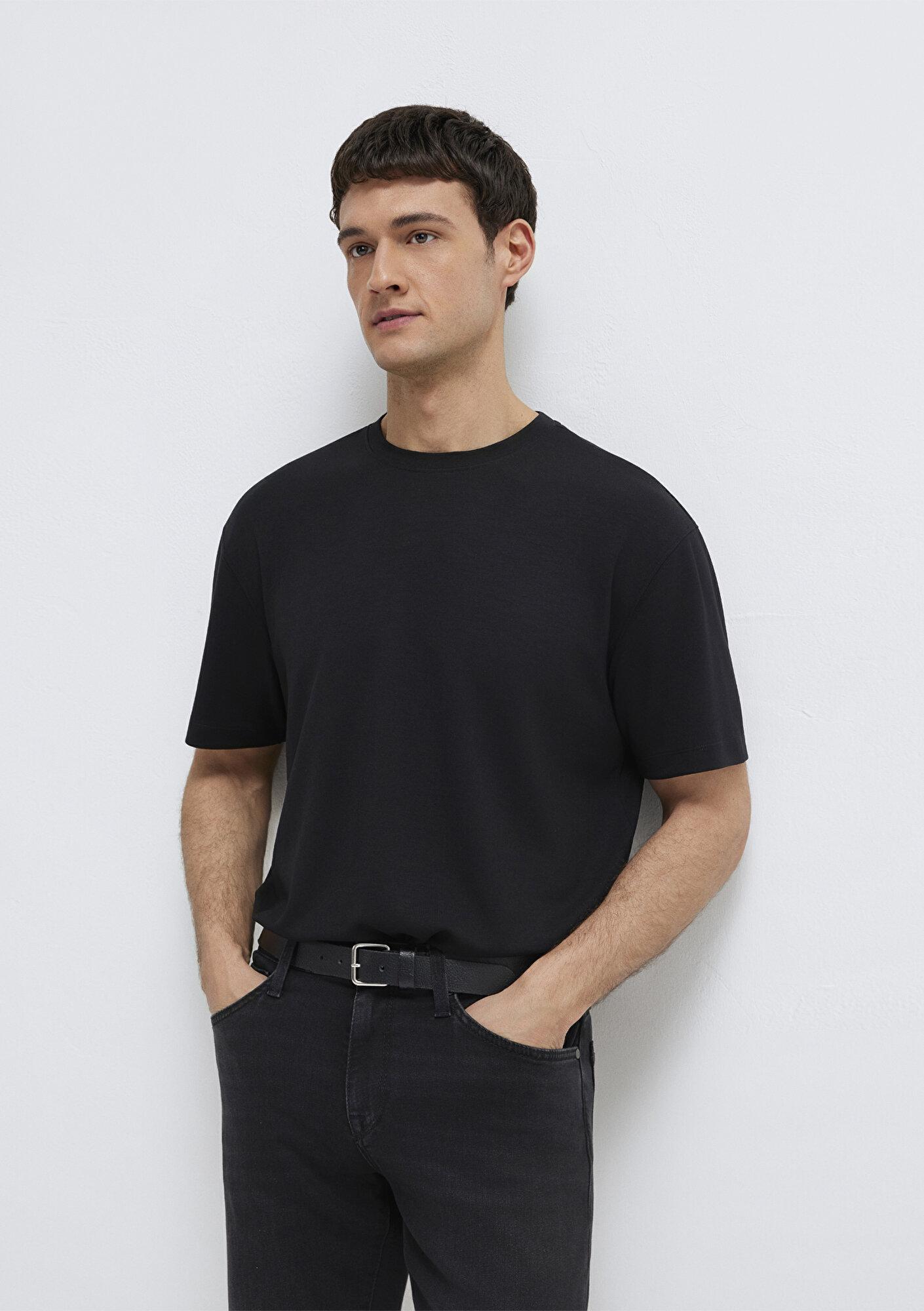 Mavi Soft-Premium Siyah Tişört Loose Fit / Bol Rahat Kesim 0613467-900