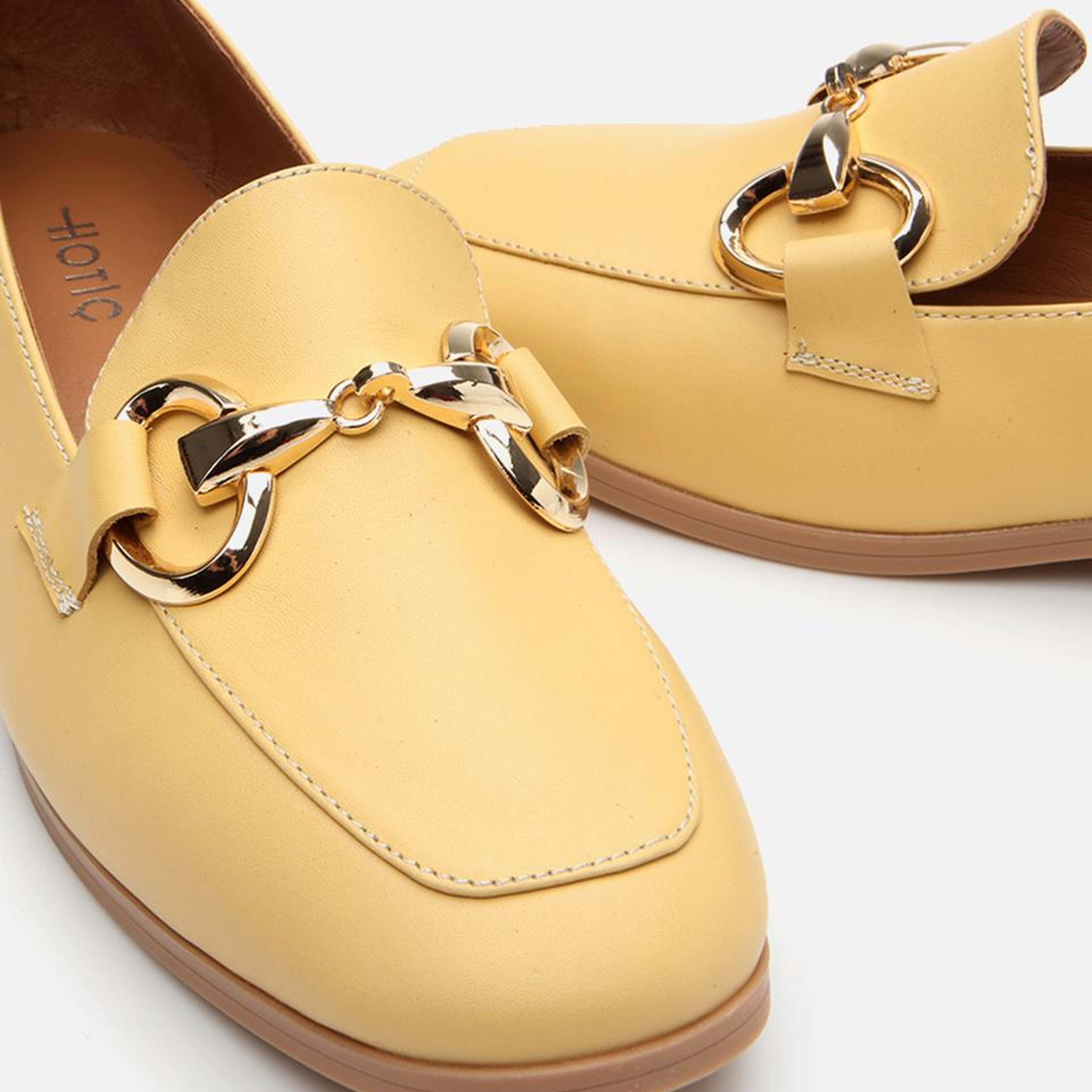 Kadın Deri Sarı Tokalı Klasik Loafer