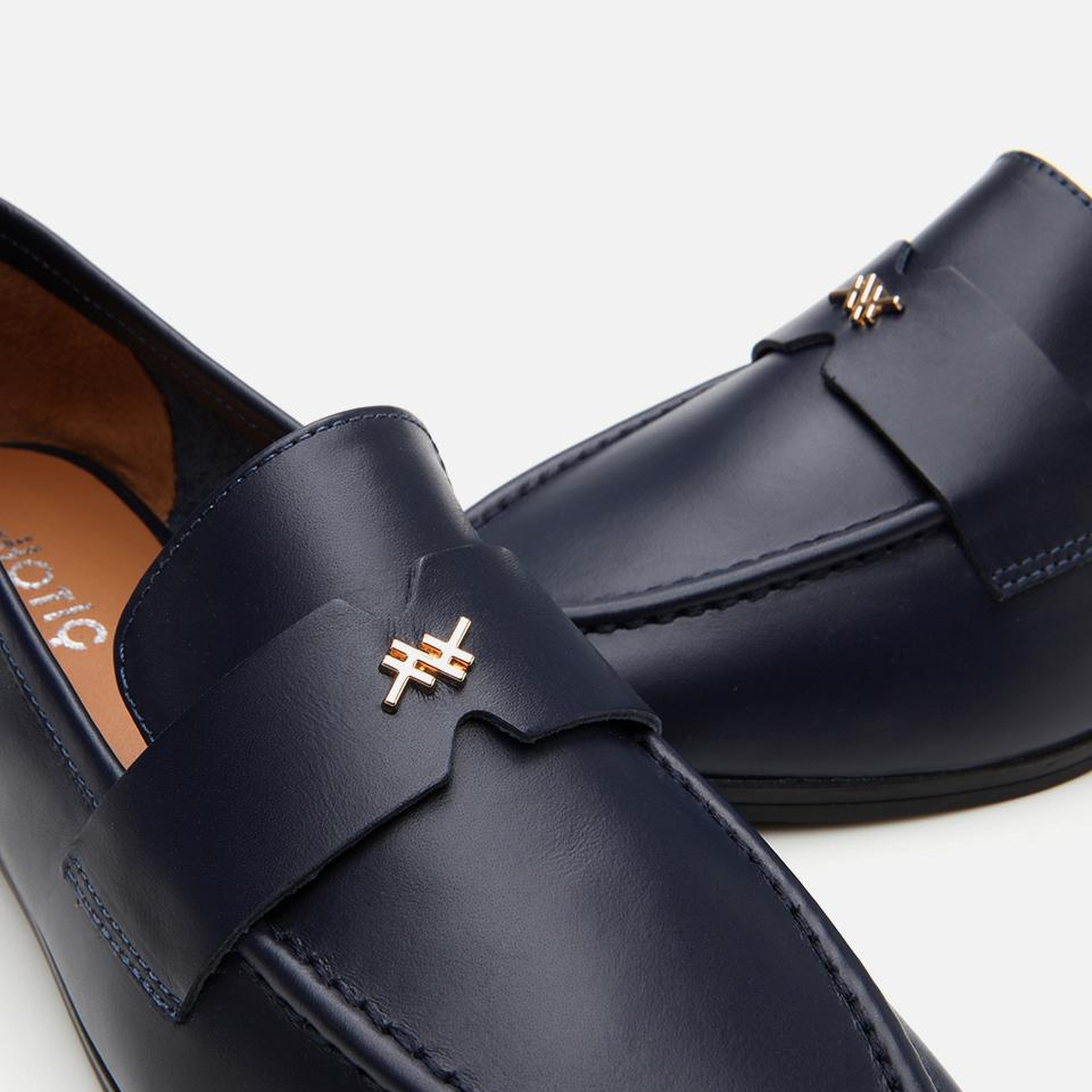 Kadın Deri Lacivert Esnek Tabanlı Klasik Loafer