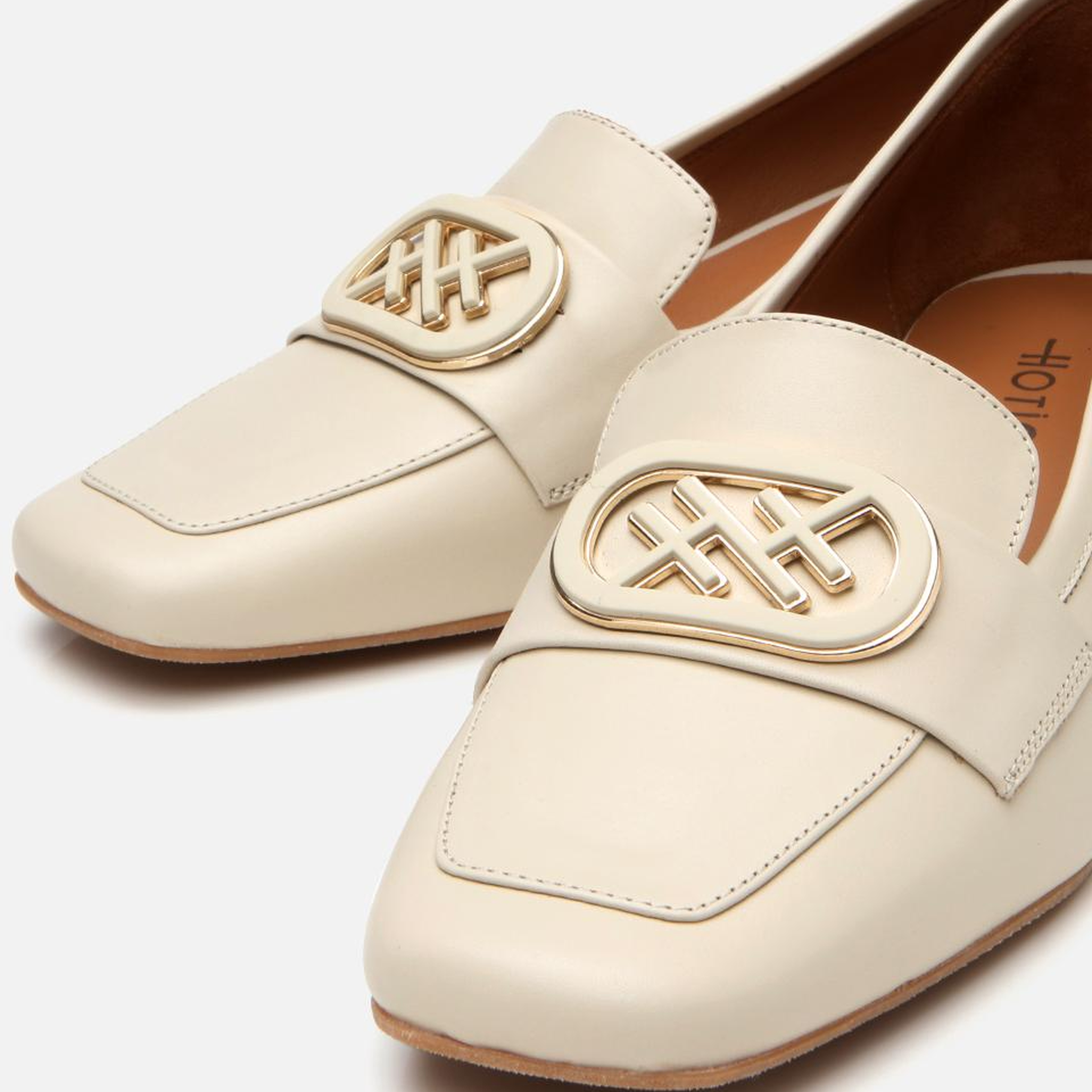 Kadın Deri Ekru Tokalı Kalın Topuklu Klasik Loafer