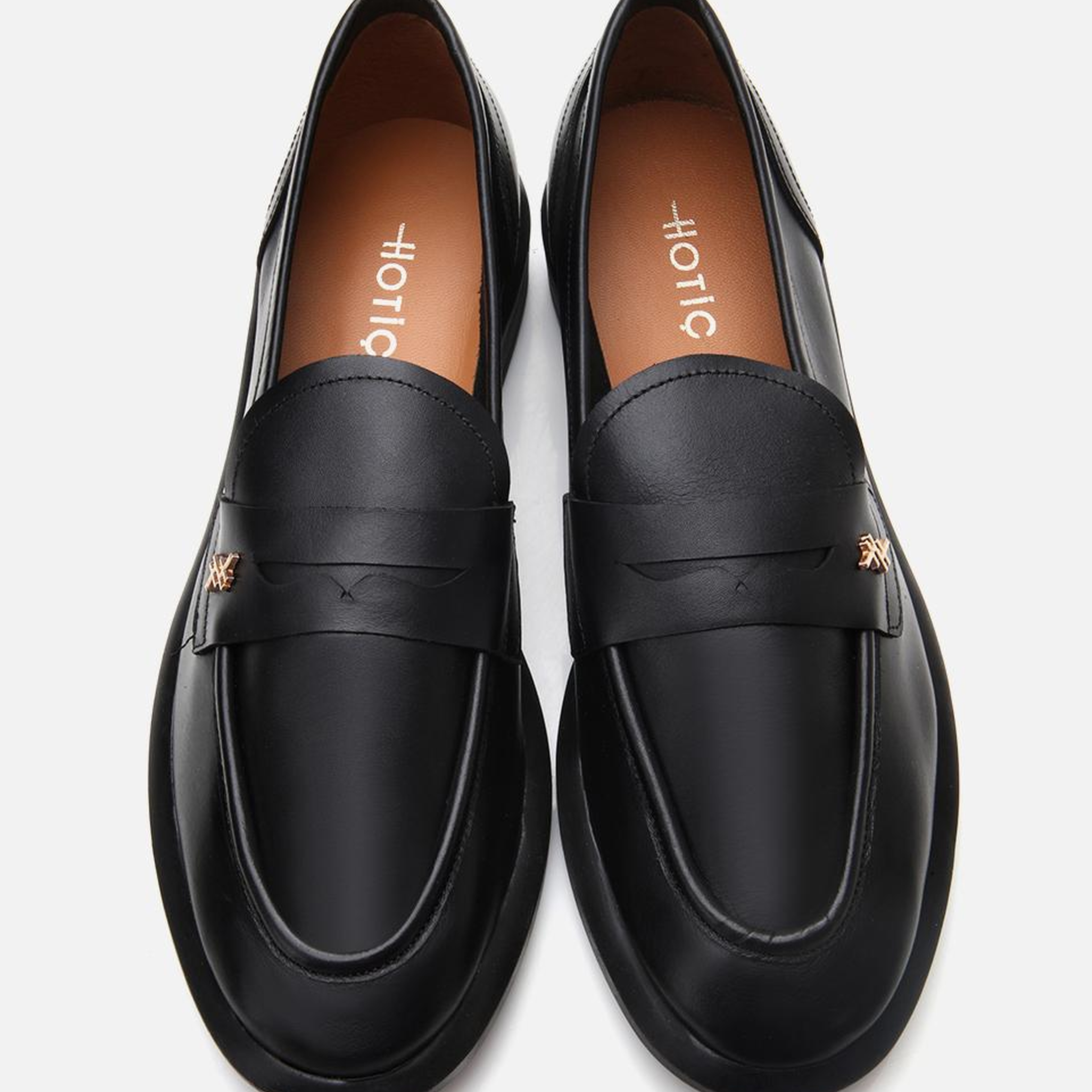 Kadın Deri Siyah Esnek Tabanlı Klasik Loafer