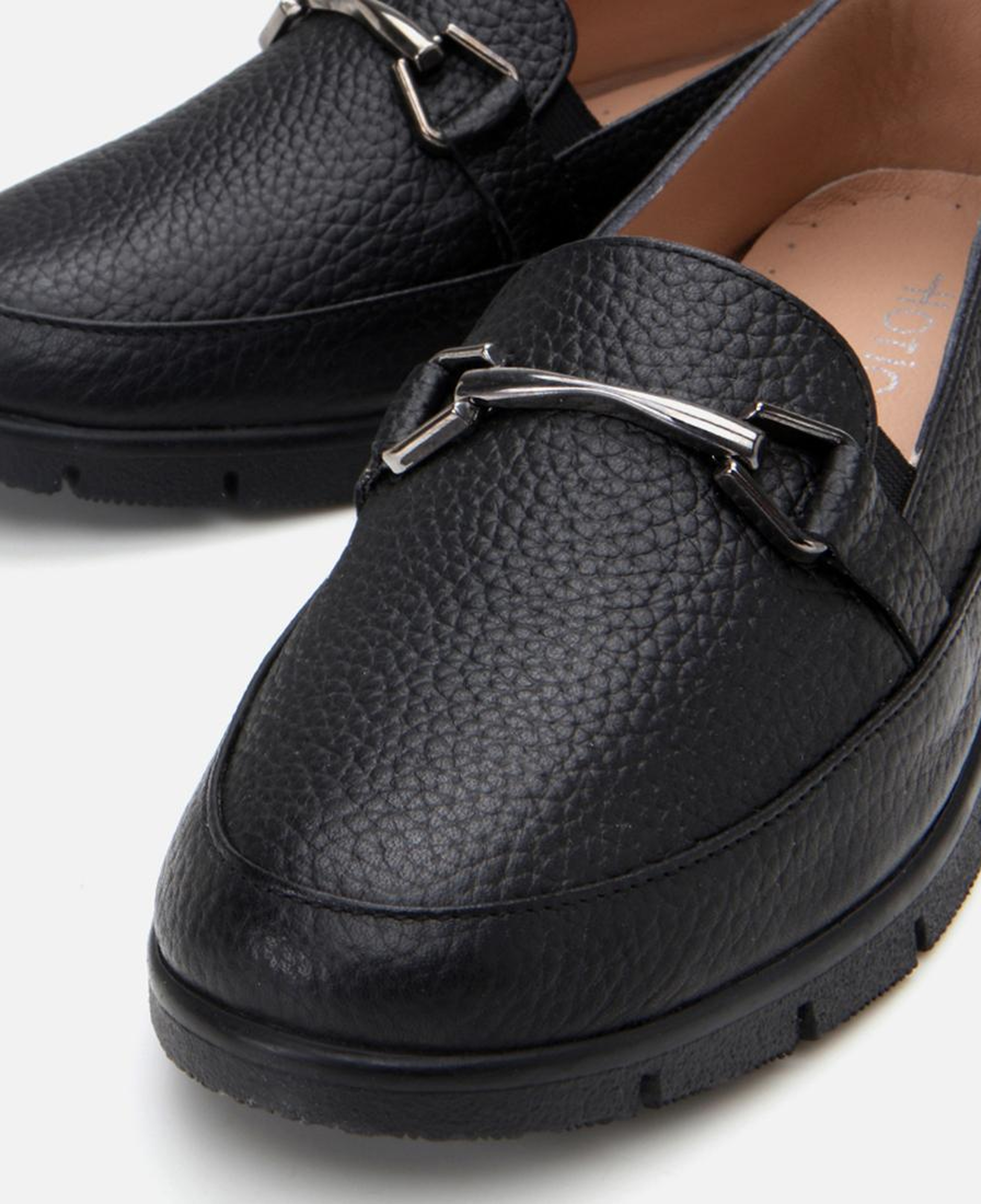 Kadın Deri Siyah Tokalı Loafer