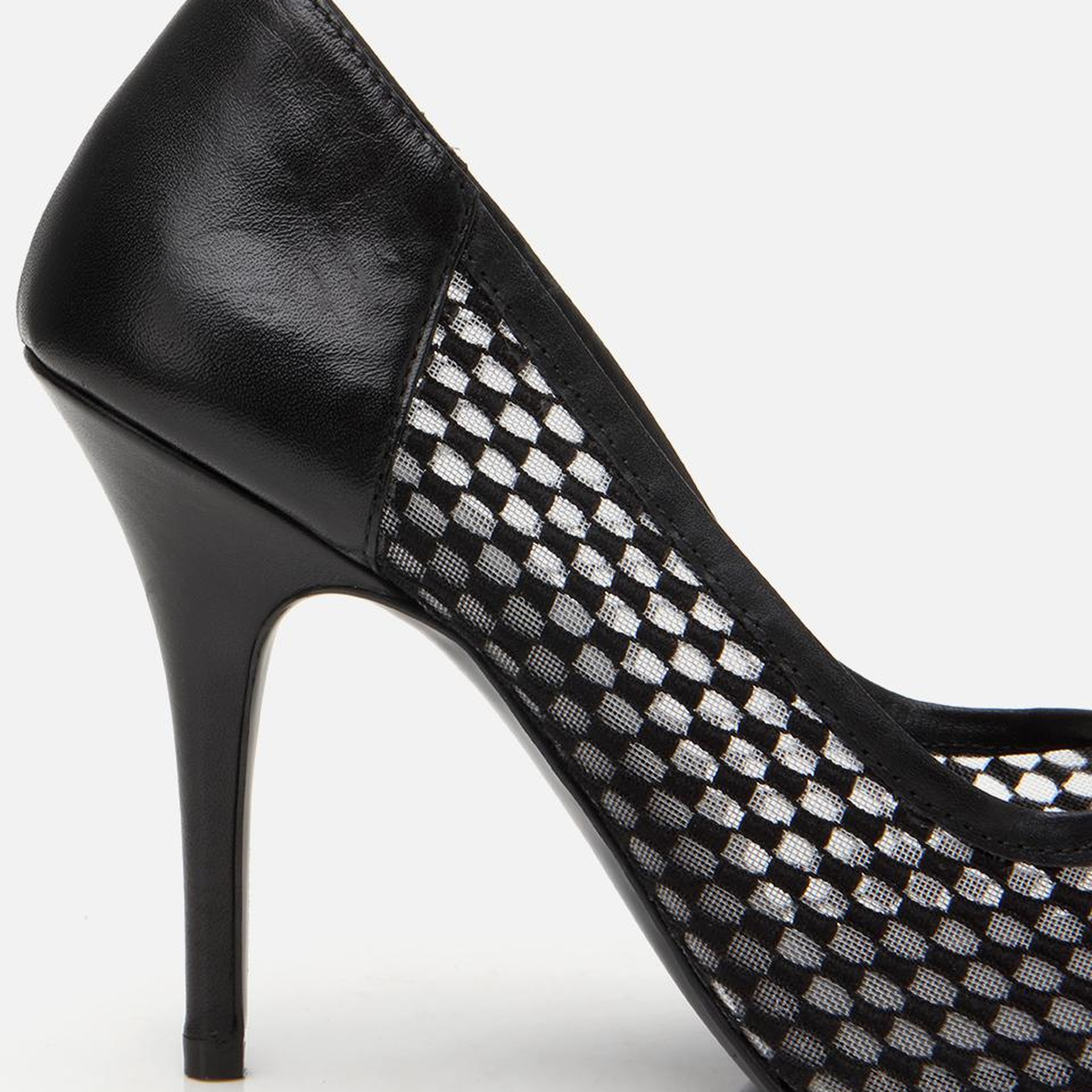 Kadın Siyah Fileli Stiletto