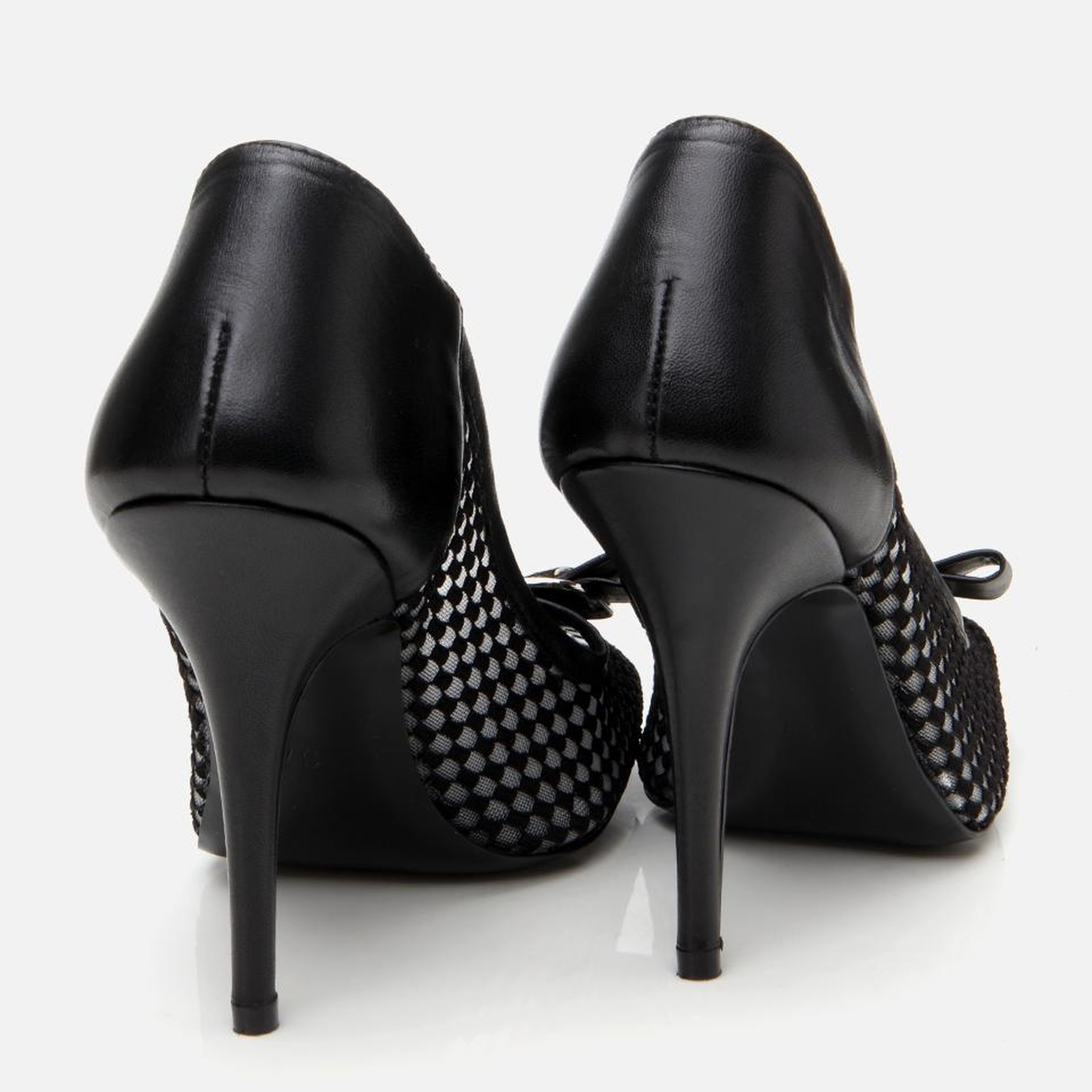 Kadın Siyah Fileli Stiletto