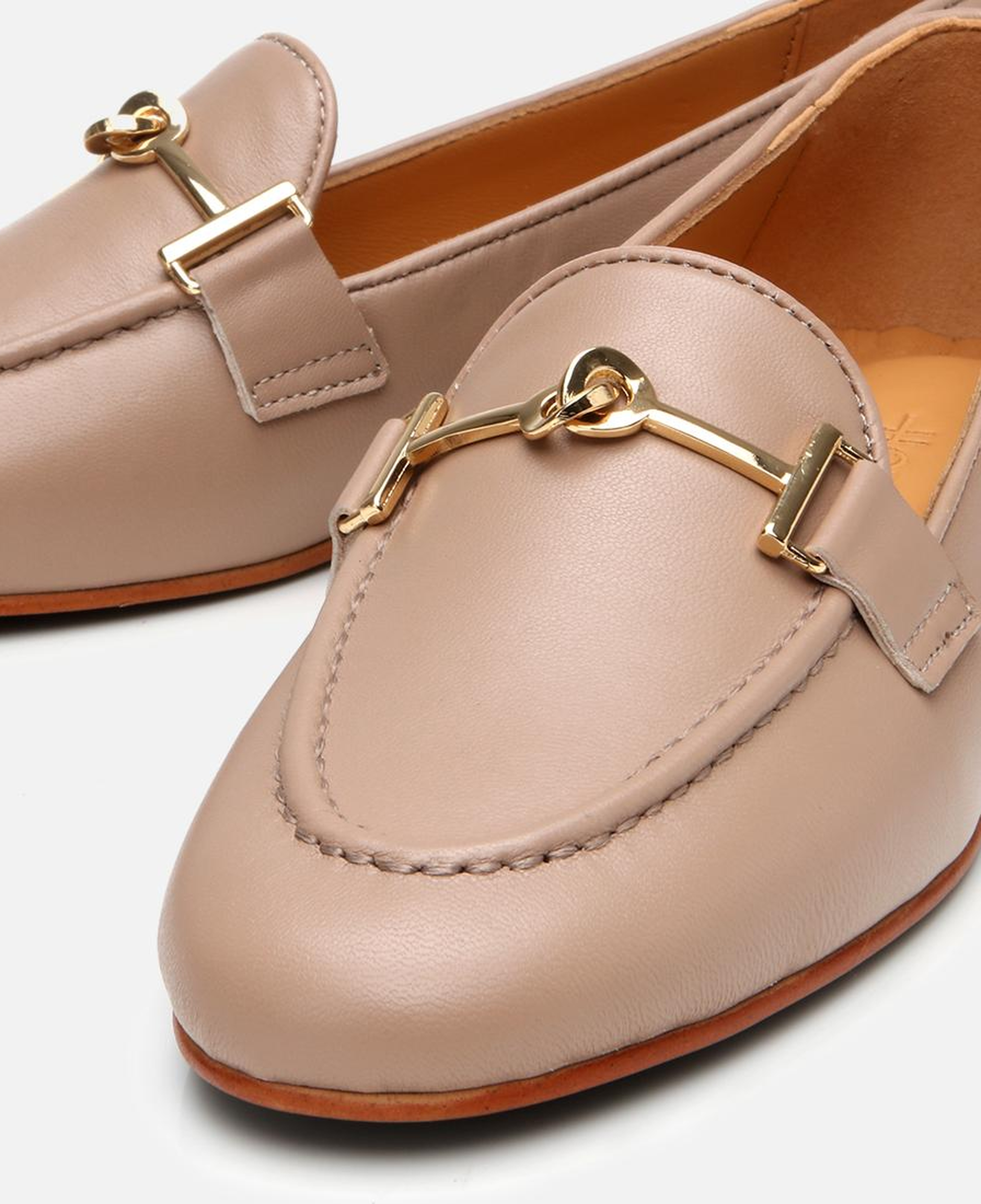 Kadın Deri Bej Tokalı Klasik Loafer