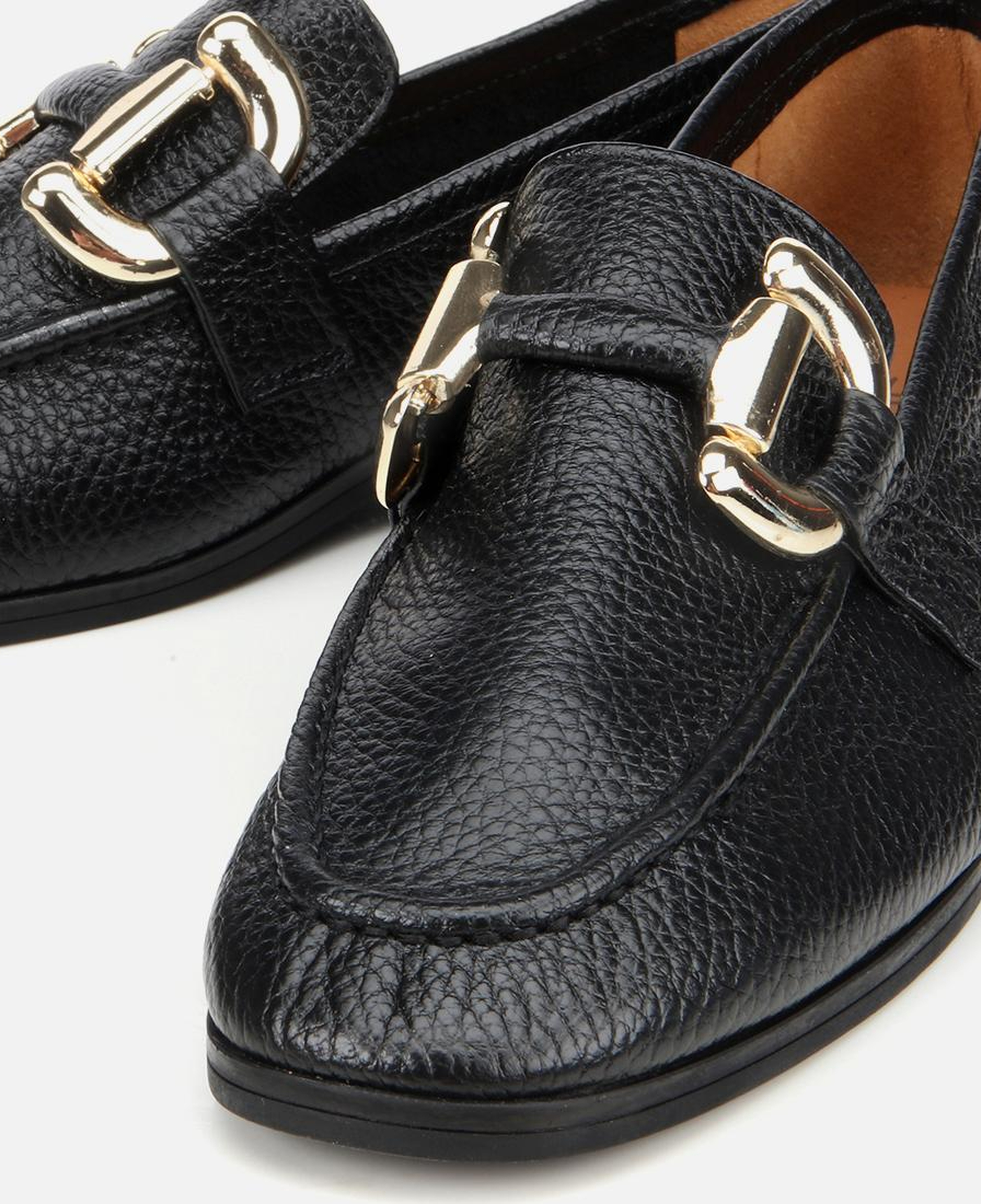 Kadın Deri Siyah Tokalı Klasik Loafer