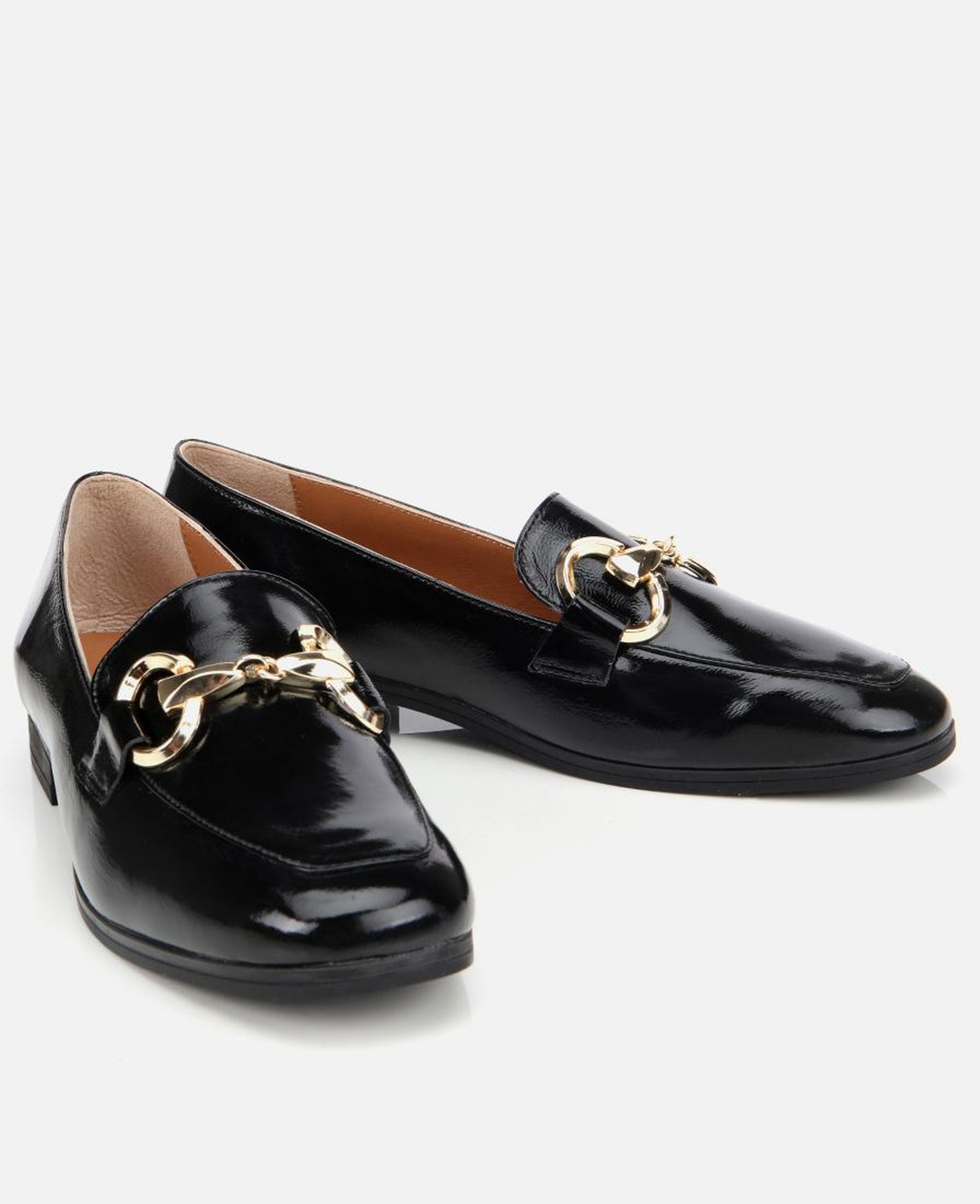 Kadın Rugan Deri Siyah Tokalı Klasik Loafer