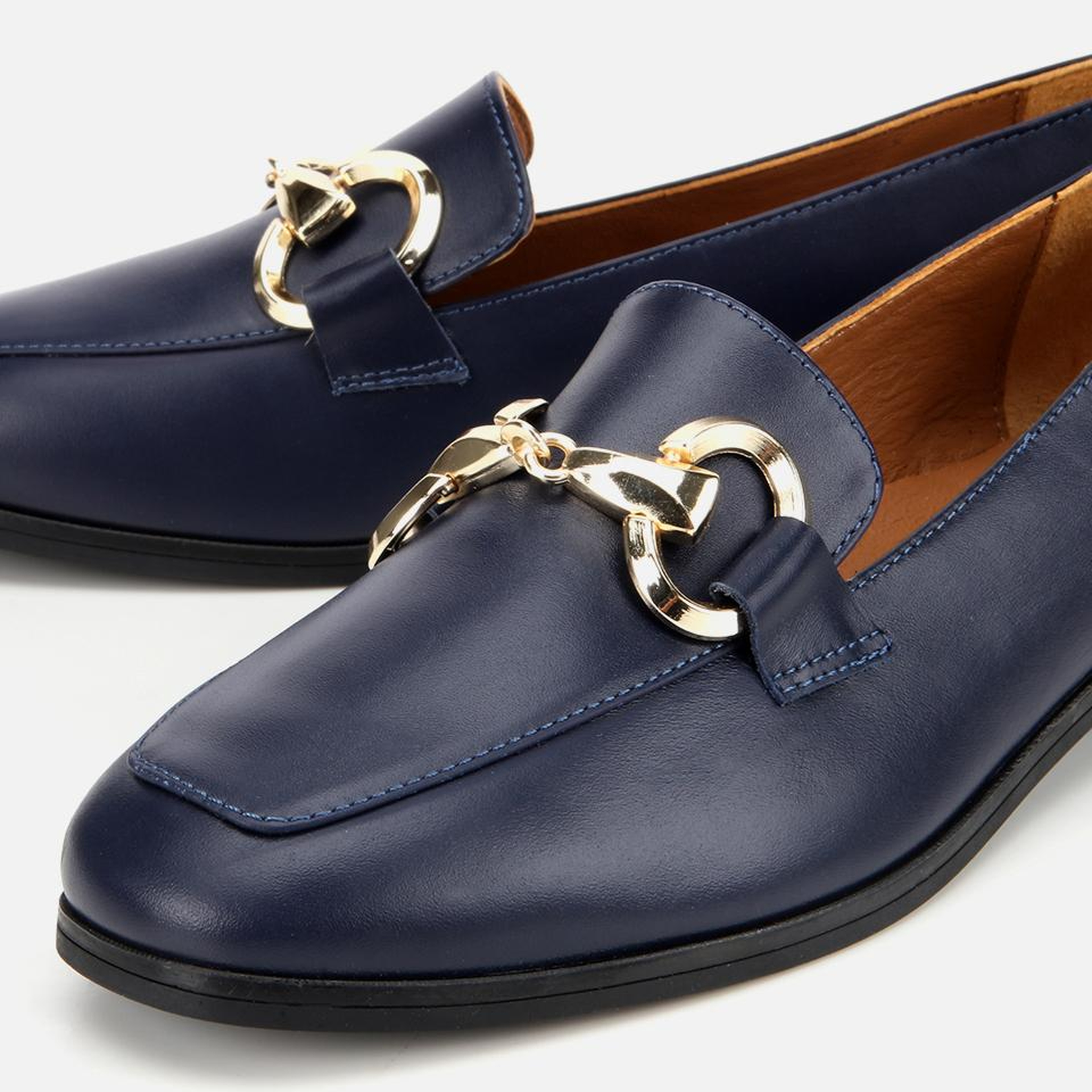 Kadın Deri Lacivert Tokalı Klasik Loafer