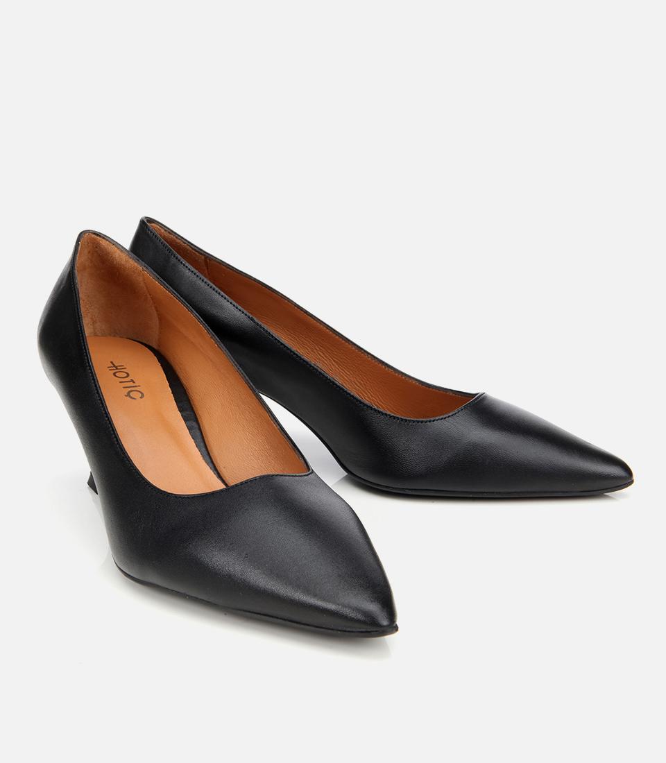 Kadın Deri Siyah Esnek Tabanlı İnce Topuklu Stiletto