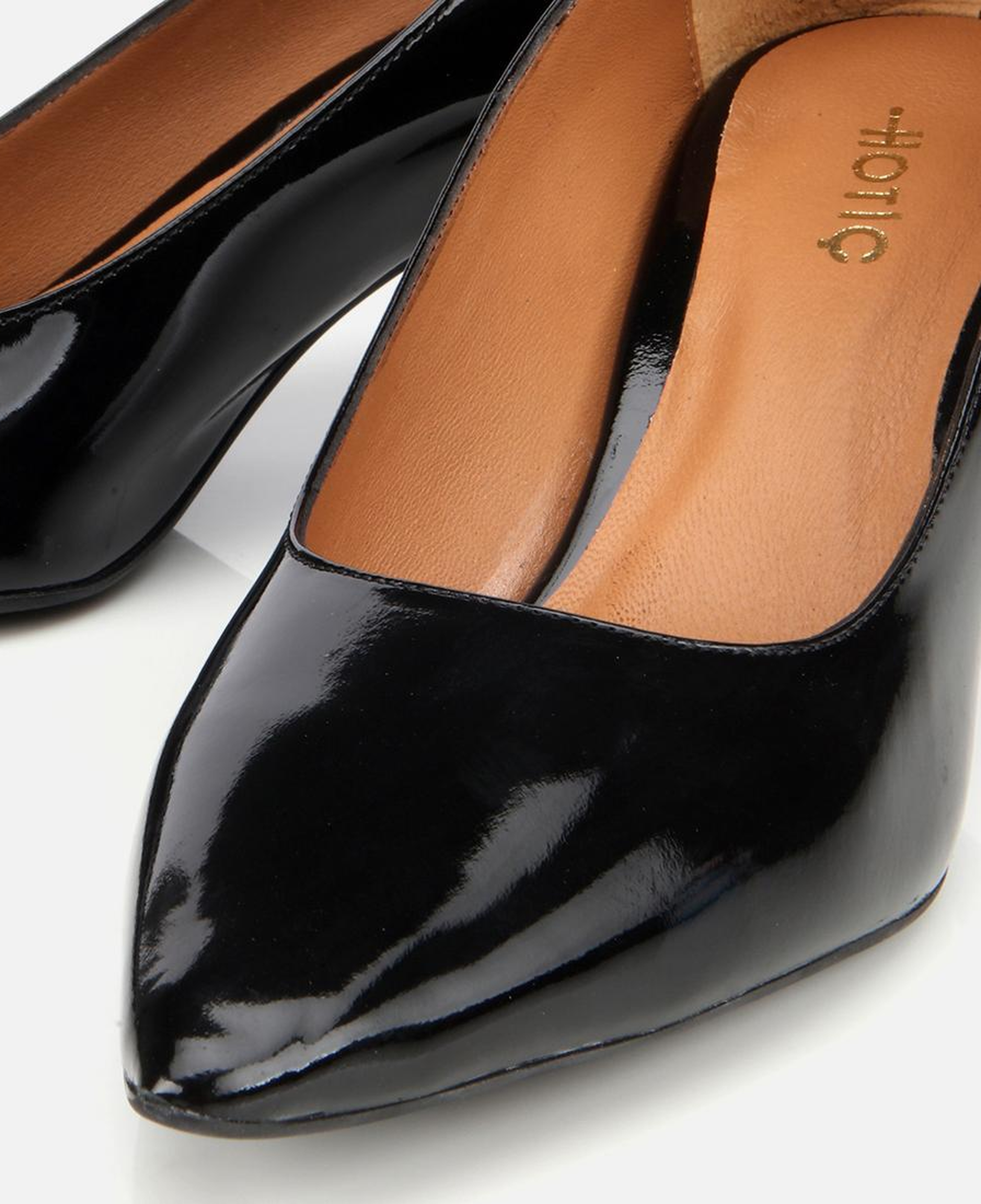 Kadın Rugan Deri  Siyah Esnek Tabanlı Stiletto