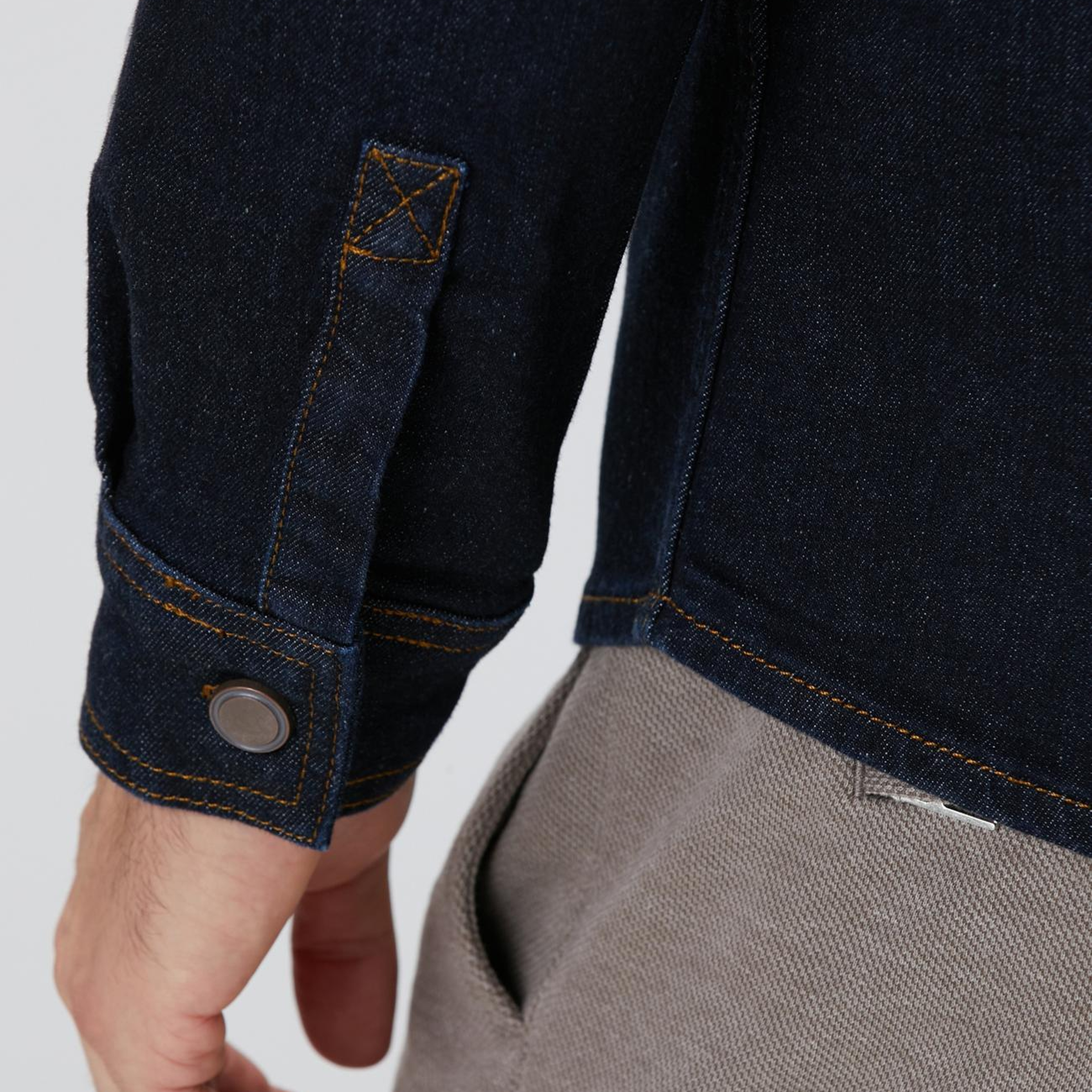 Network Erkek Lacivert Yakası Kadife Denim Gömlek