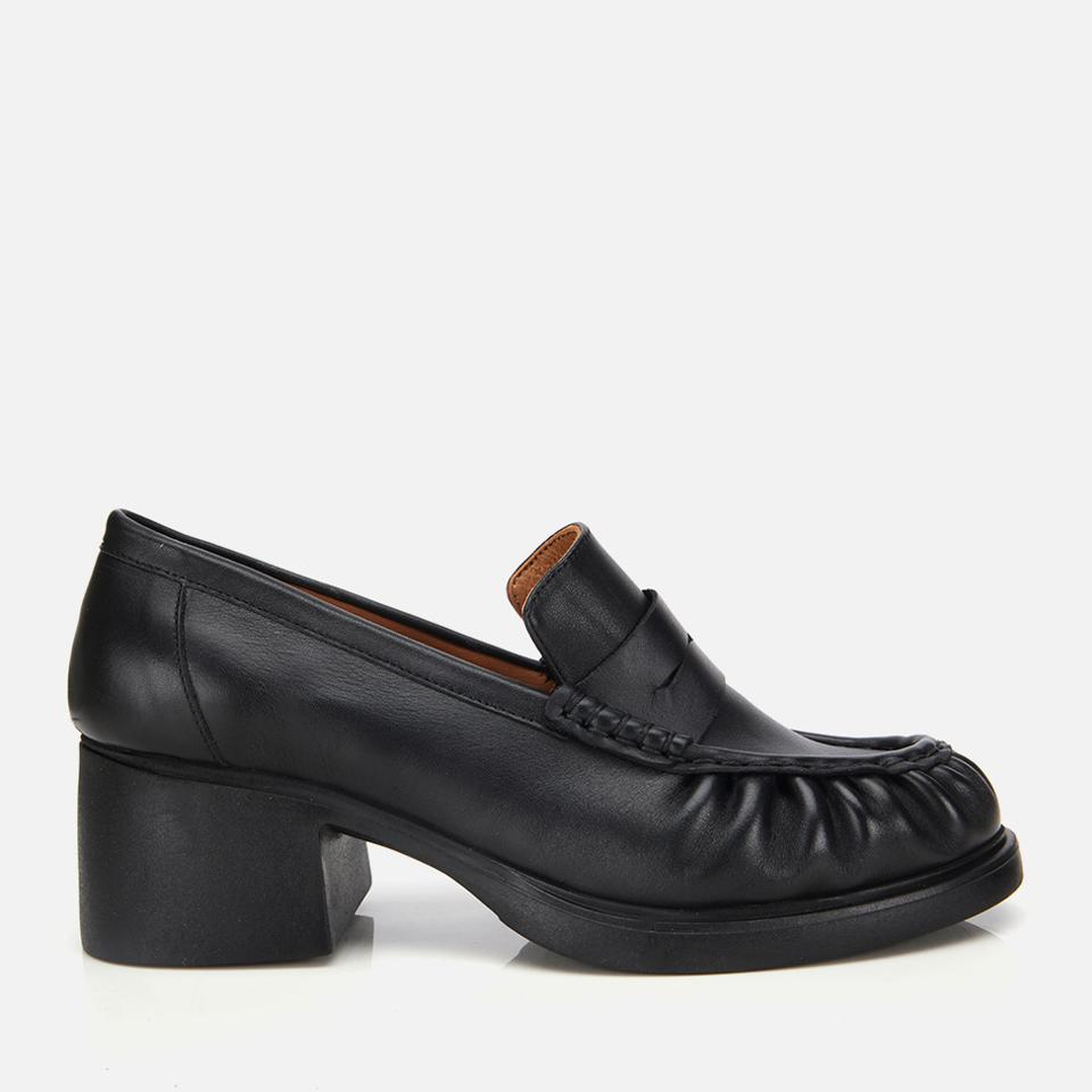 Kadın Deri Siyah Büzgülü Kalın Tabanlı Klasik Loafer