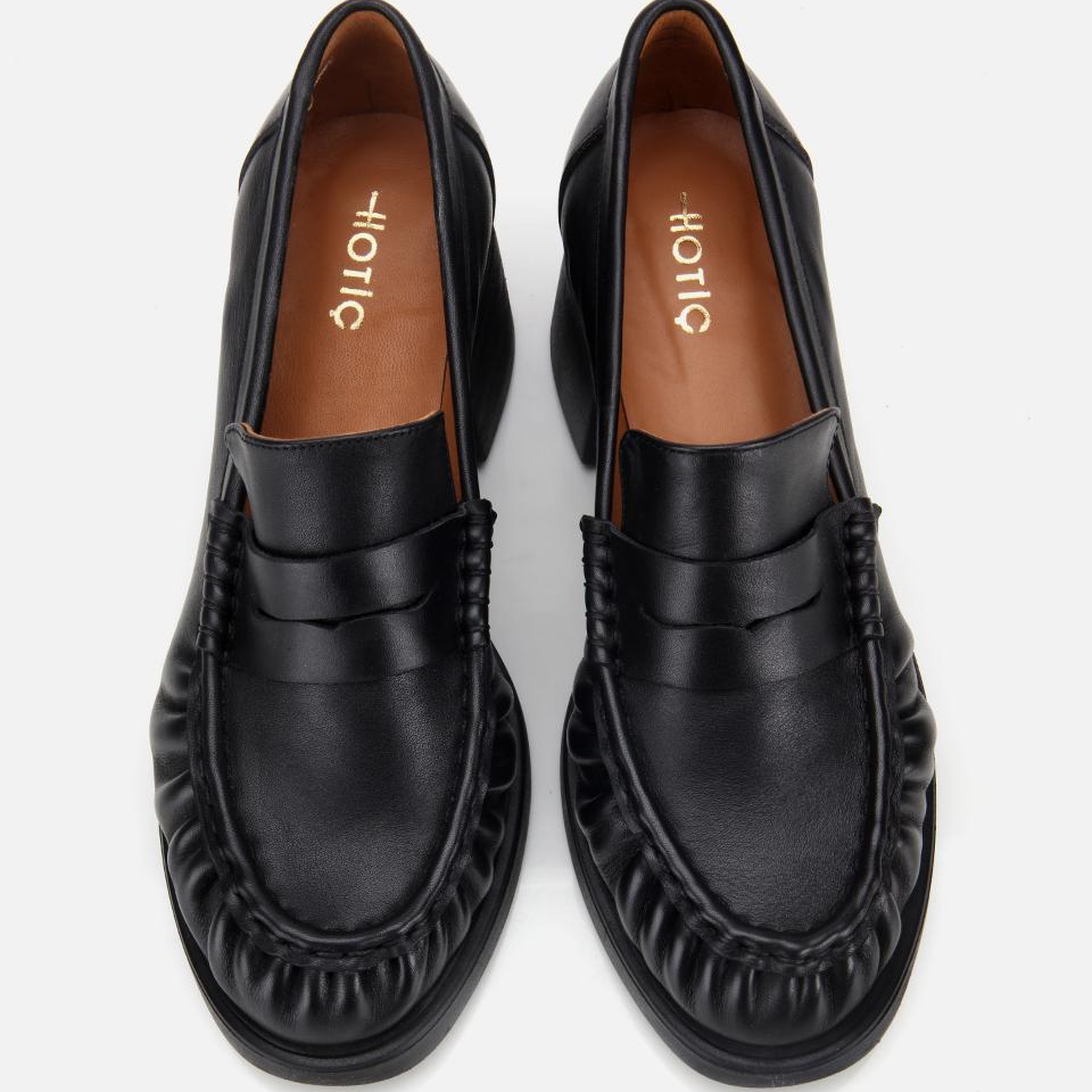 Kadın Deri Siyah Büzgülü Kalın Tabanlı Klasik Loafer