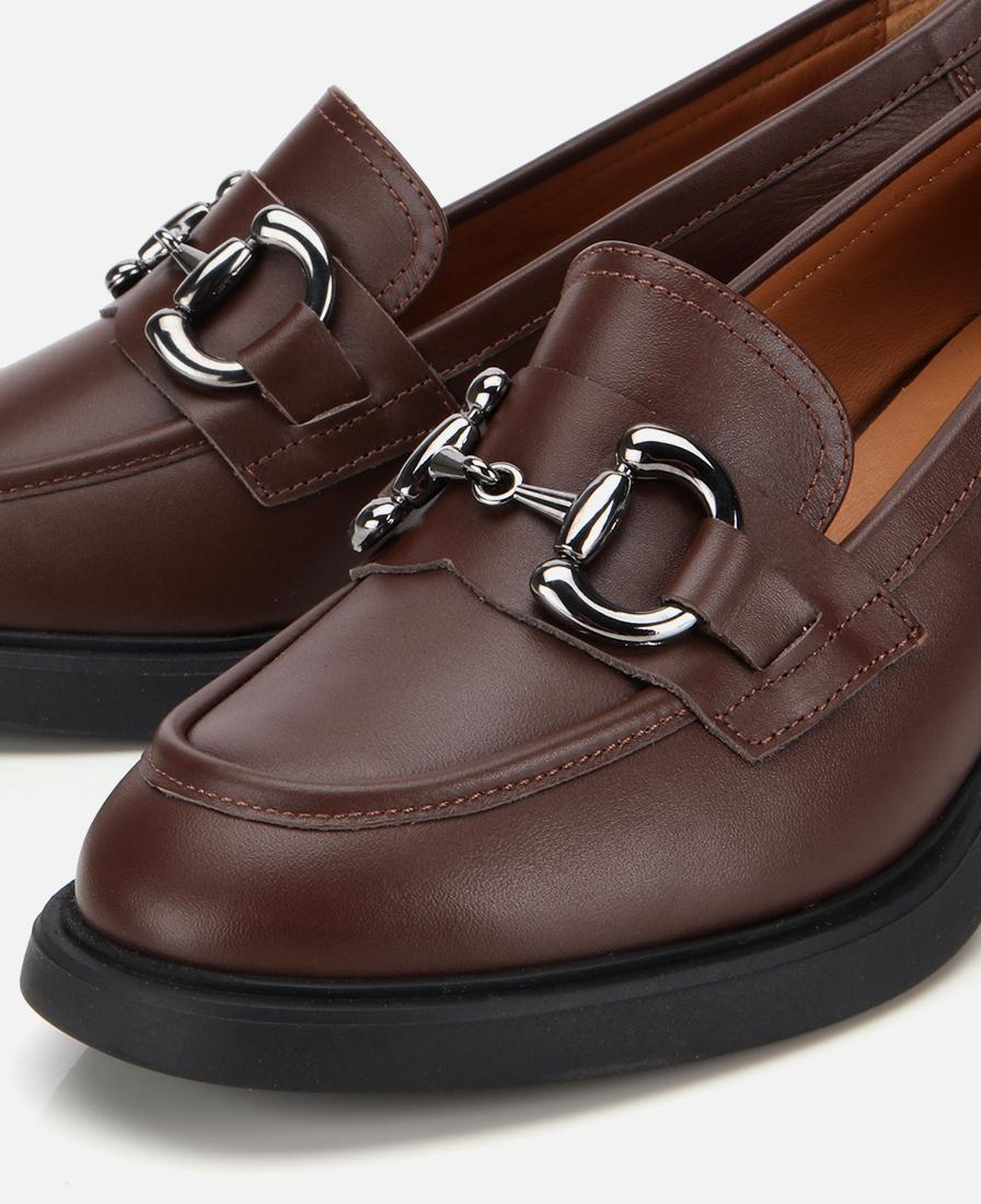 Kadın Deri Kahverengi Tokalı Yüksek Topuklu Klasik Loafer