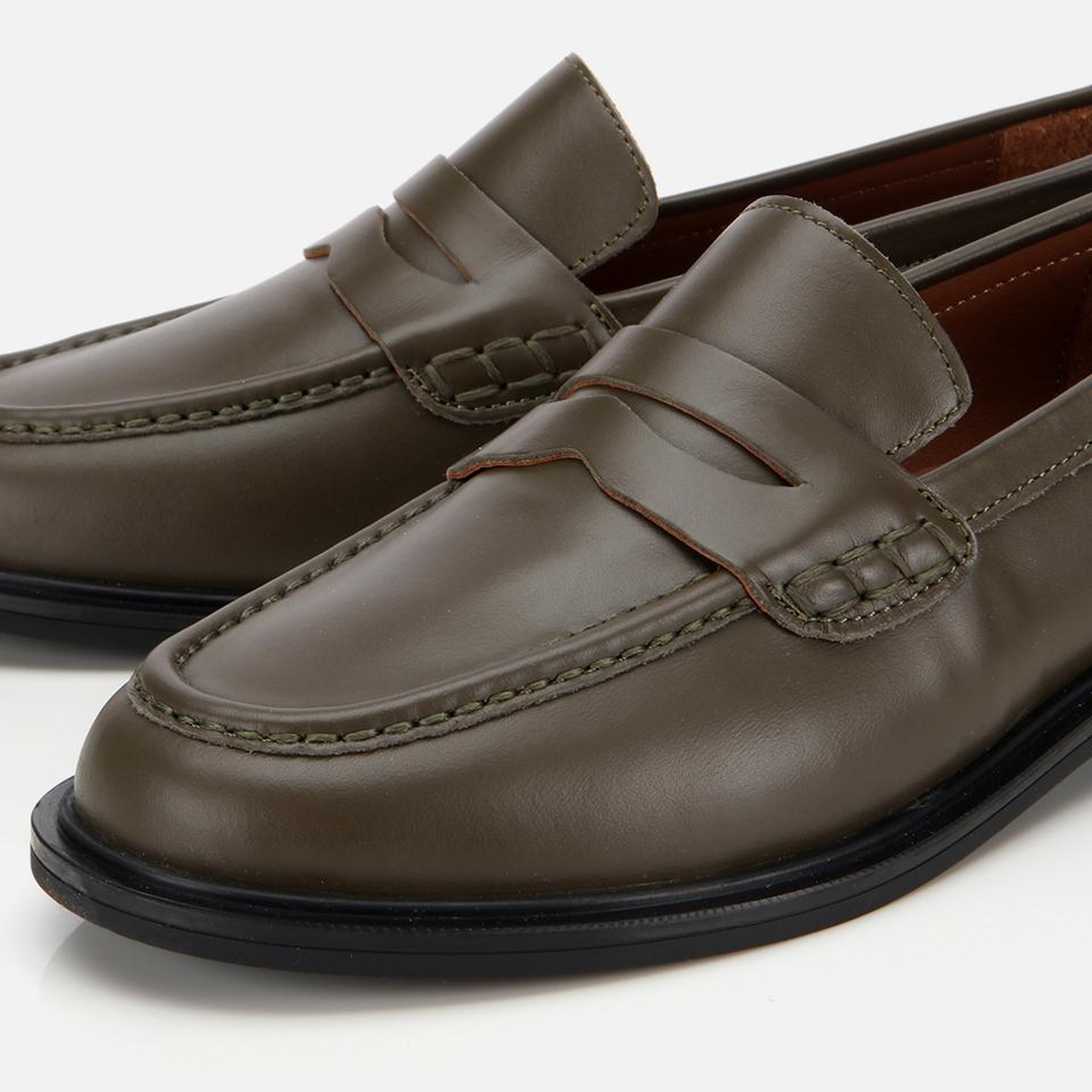 Kadın Deri Haki Yumuşak Dokulu Klasik Loafer