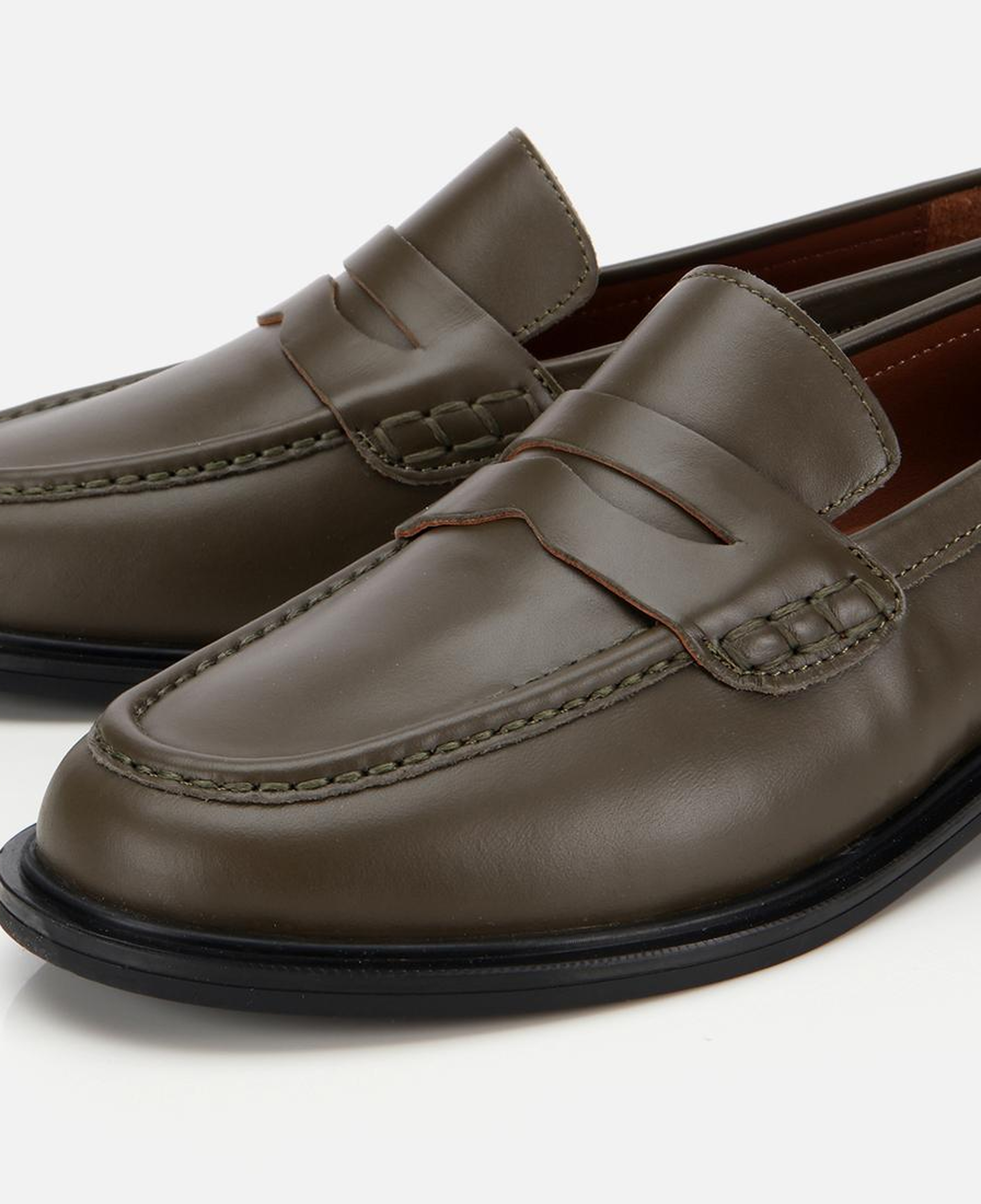 Kadın Deri Haki Yumuşak Dokulu Klasik Loafer