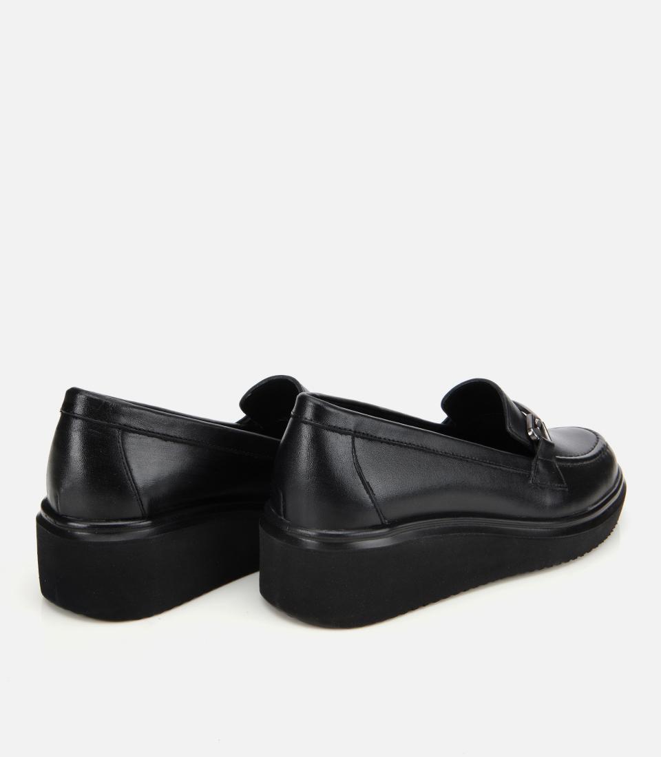 Kadın Deri Siyah Tokalı Dolgu Topuklu Klasik Loafer